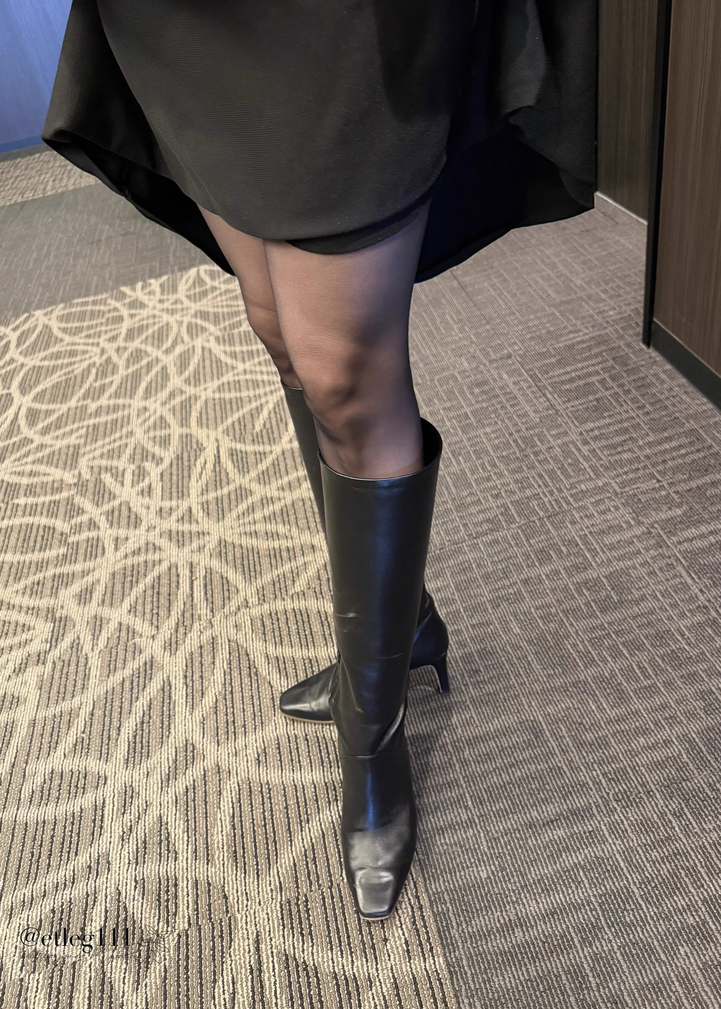 おはようございます✨今日はお休みで、予定が入らなかったので、スターバックスに行って少しお仕事を🖋️がしかし、朝からパンスト伝線😅 https://t.co/DzZM7viz4c