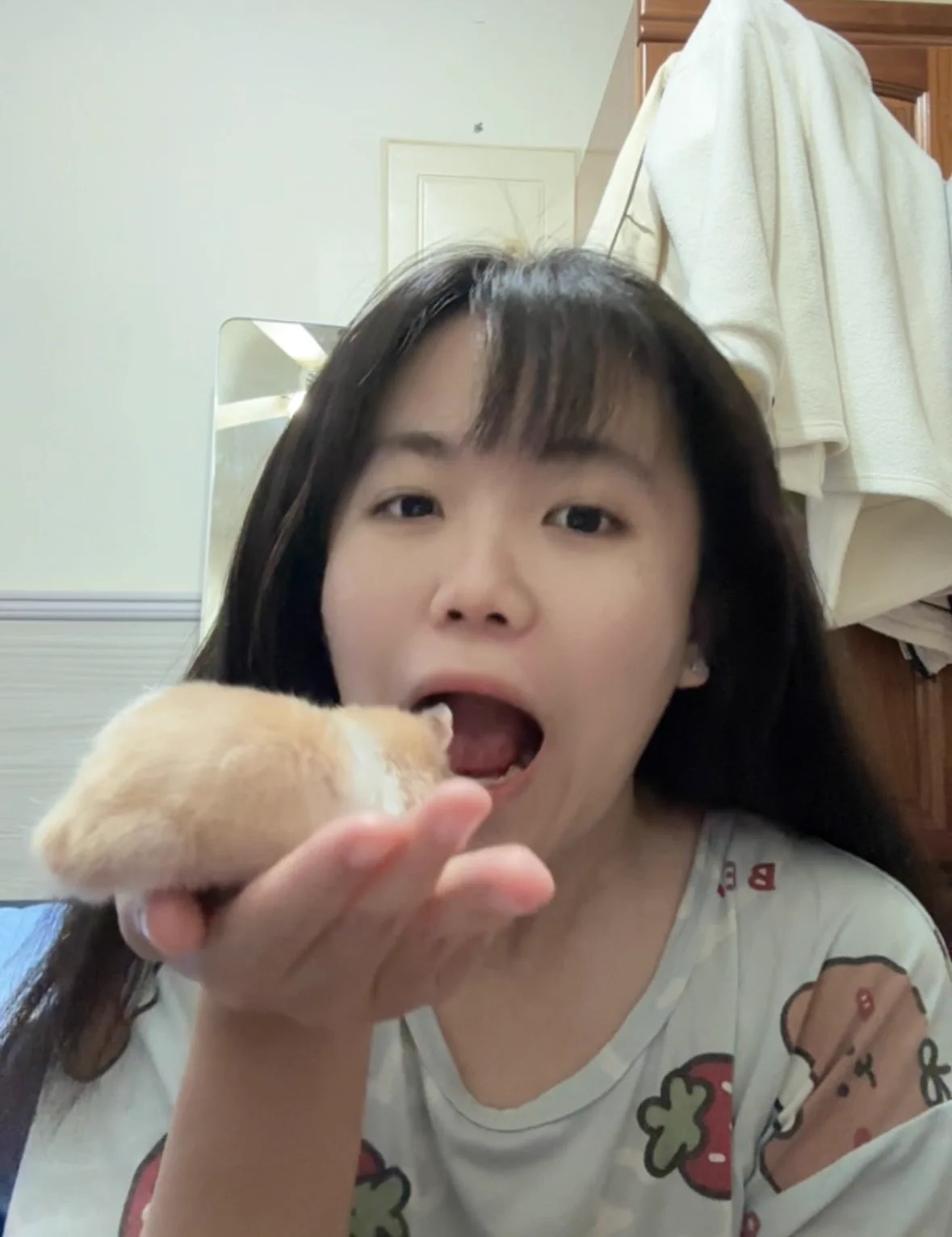 今天的早餐～不夠塞牙縫🤣 https://t.co/Uclk7JnDxv