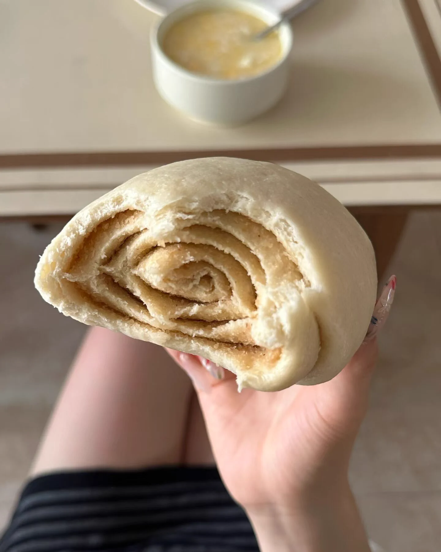 早餐是不是有点过量了😫 https://t.co/hqJaPa0dUO
