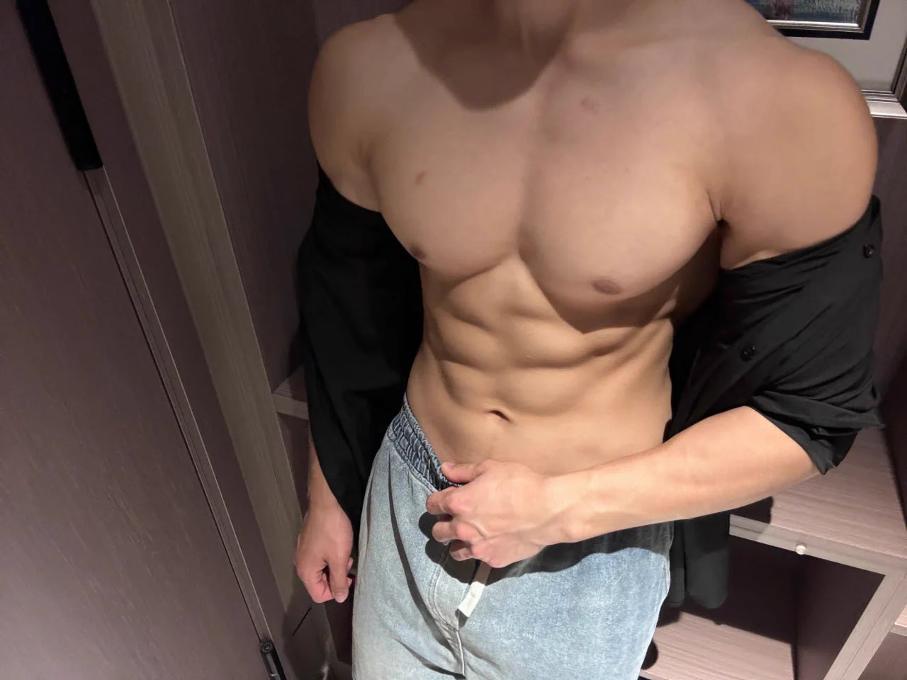 这样的够不够优质？ #耀阳 博主视频出处在超级网黄频道可看 宝宝们评论区自取 #视频全集9部 https://t.co/vtvc1iXGA5