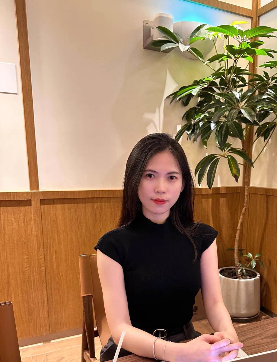 没想到约啪来得这么快，第一次约啪的感觉真的好棒，遇到个男人味十足得猛男…他把我抱在洗手台的时候，后入我的小穴，我看着镜子中淫荡的自己，肉体的空虚和心理的躁动都在此刻得到了释放～我真的太爱这个平台了，想约我的私信，我期望探索更多有趣的性爱经历～ https://t.co/4p0P5jHZjd