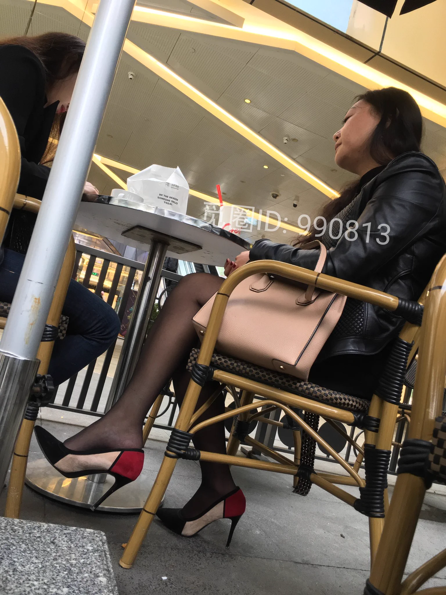 黑丝包臀极品反差骚妇#人妻少妇 https://t.co/eA6swmuqFt