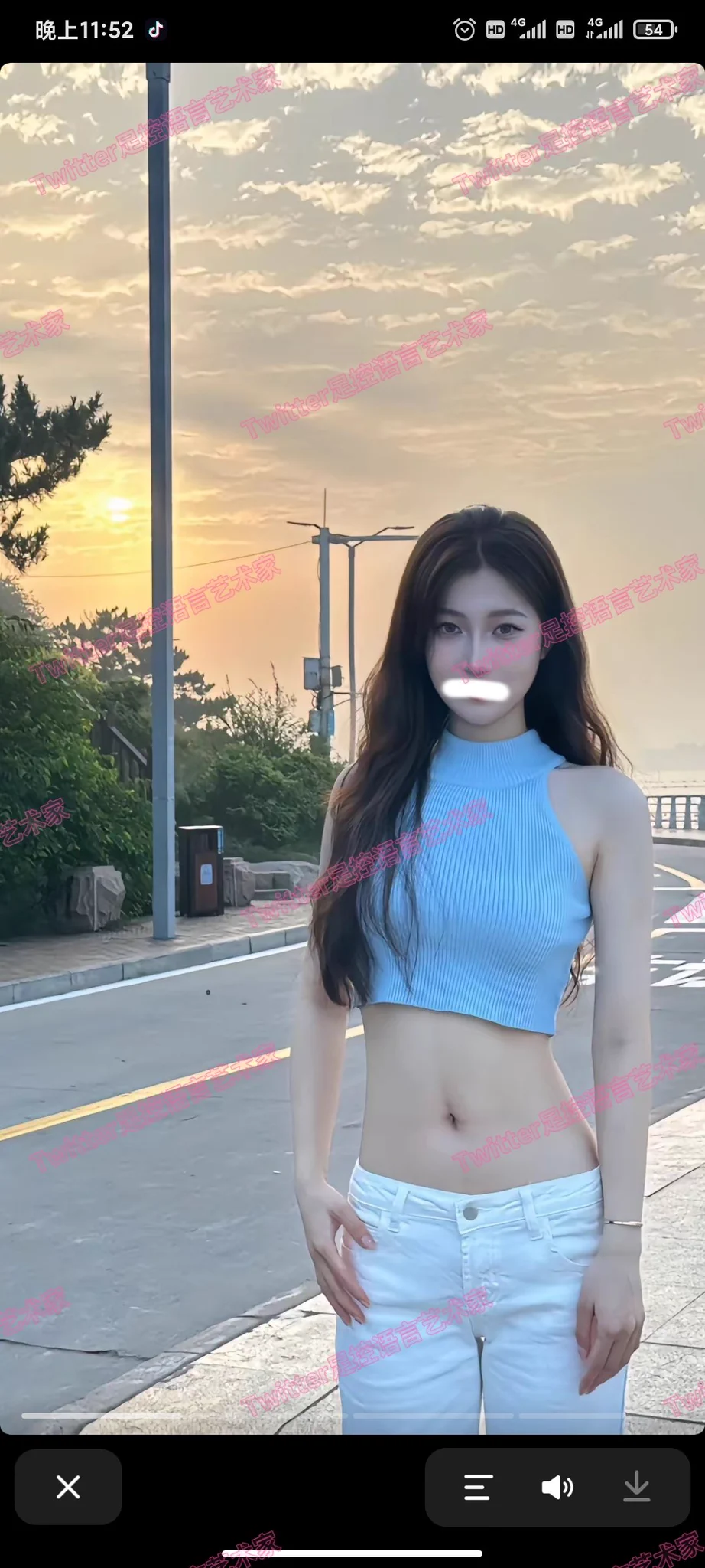 时尚性感，且非常注意形象的美女，脚底原来这么红，好像还有点微微出汗，和酒吧里的名媛形象有一点反差！这一点反差让我闭着眼睛不停的回味！ https://t.co/8njl6T99pF