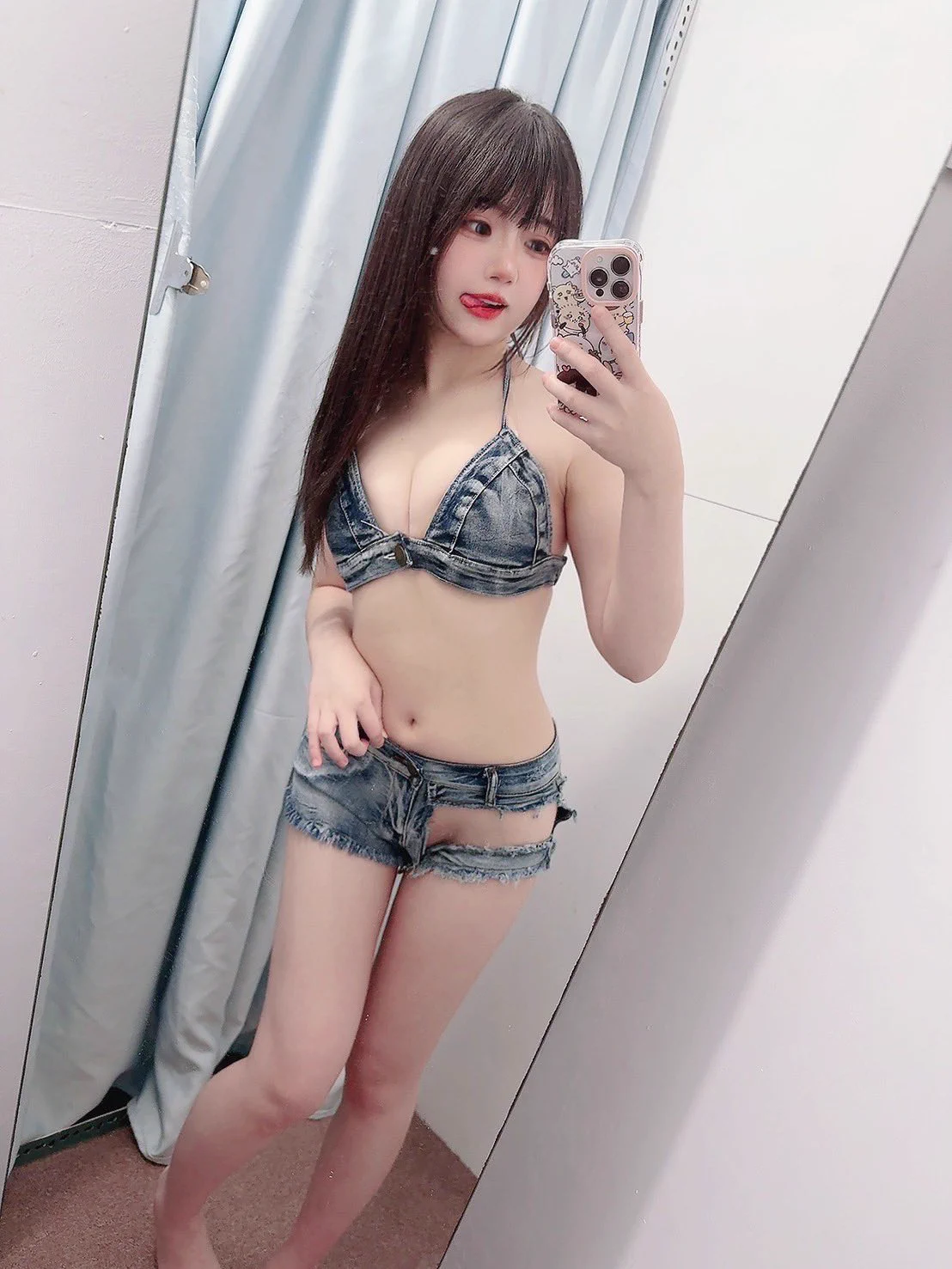 謝謝大家對這件褲子的喜歡這次釋出清涼版本送給你們希望可以幫我多多分享即可開啟下一個階段☺️Thank you for liking this postThis is the sexy versionI hope you can help me share moreThe next stage can be started☺️ https://t.co/n4Tdm3CynV