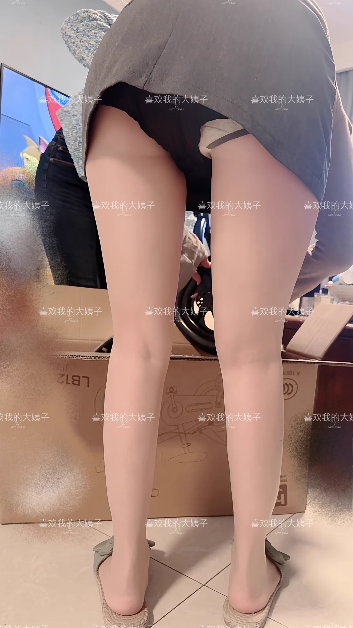拍到了一张痴汉视角 https://t.co/6mZ7psGCta