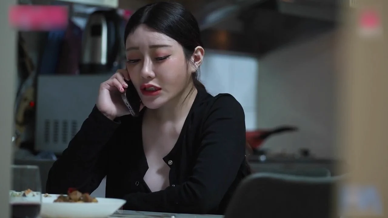 老公结婚纪念日~老公放鸽子，老婆一气之下和闺蜜到ktv点男模开淫趴，在ktv和男模干起来了~果然女人都是耐不住寂寞的🔥🥵（主页还有更多精彩视频）投稿💌：@SexytoBaby@SexytoLady@SexytoDoll@SexytoGirl https://t.co/CeSzCgbSUx