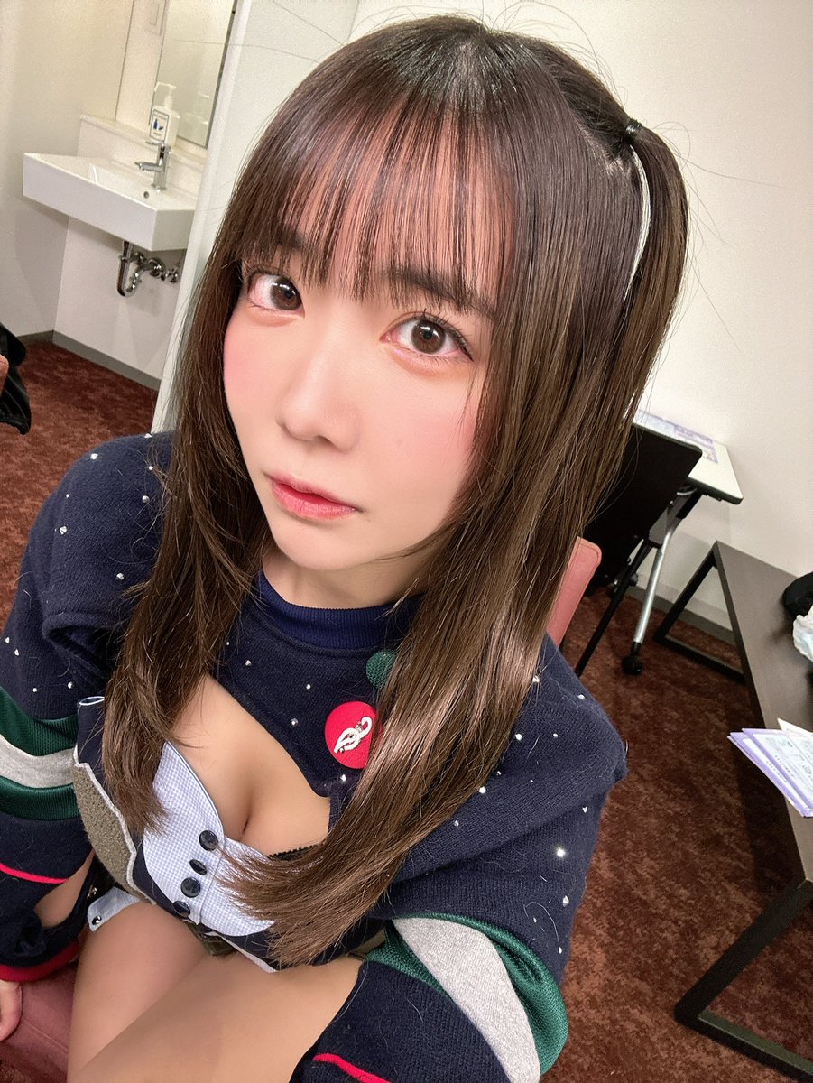 楽演祭EXTRA #春のアイドル祭り2025 ありがとうございました💜

ライブもトークも楽しかったよ！！

土曜日の大切な時間に会いに来てくれて感謝です🥰🥰

帰り道は明日の明治座大喜利がすごく緊張するので無で帰りたいと思います。😭 https://t.co/eWJAXvbhmd