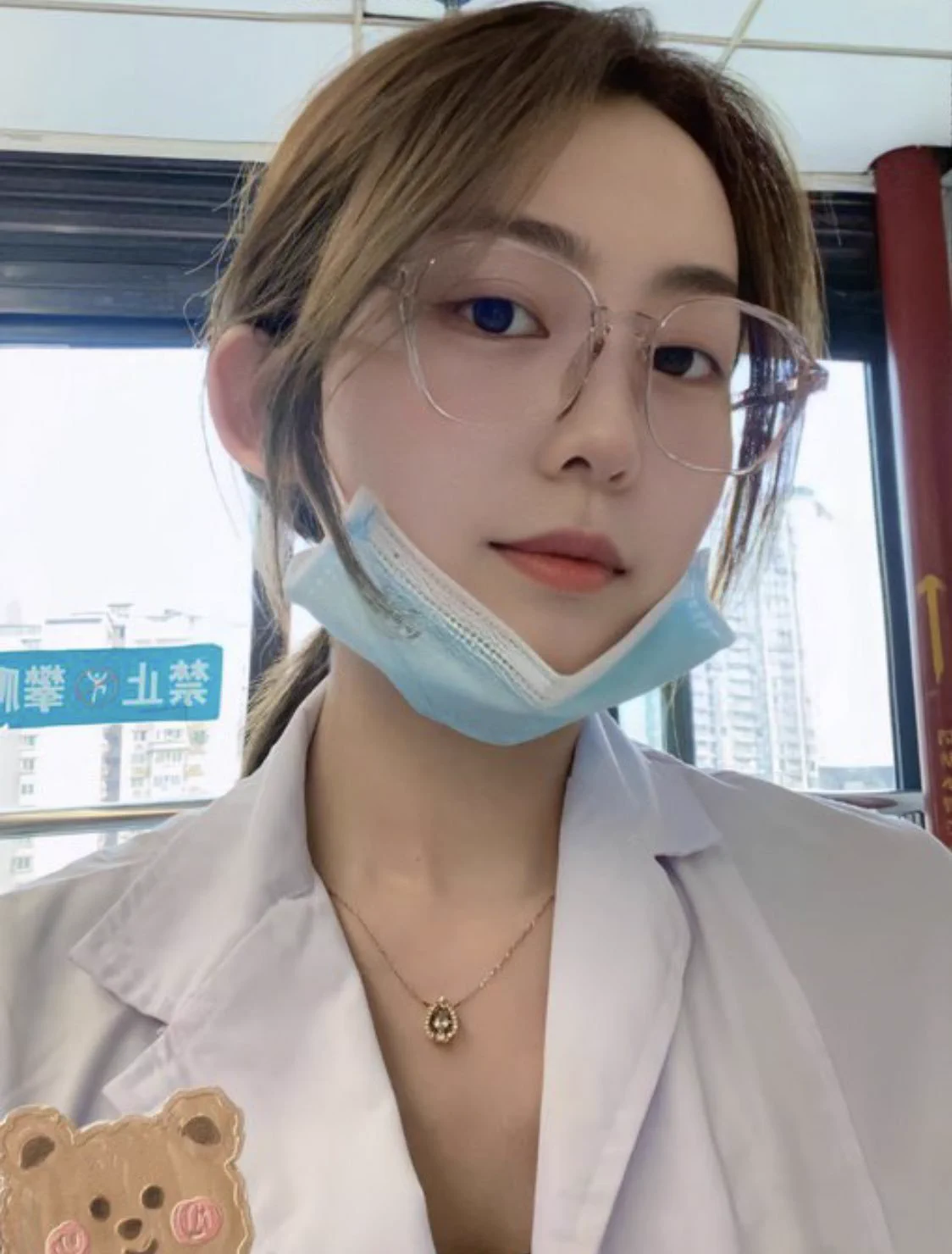新人入推发福利 表示礼貌凡是给小莹医生这条点赞的，全部送私密照，私信自取😁 https://t.co/0Sj8Q6D7Nn