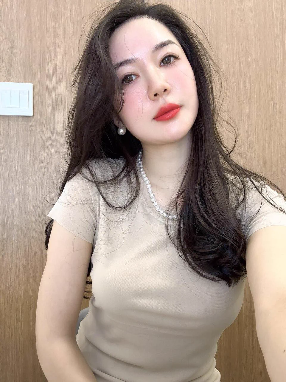 极品女人四件套，已婚，已育，已离，三十多~ https://t.co/yNHfLHYBvQ