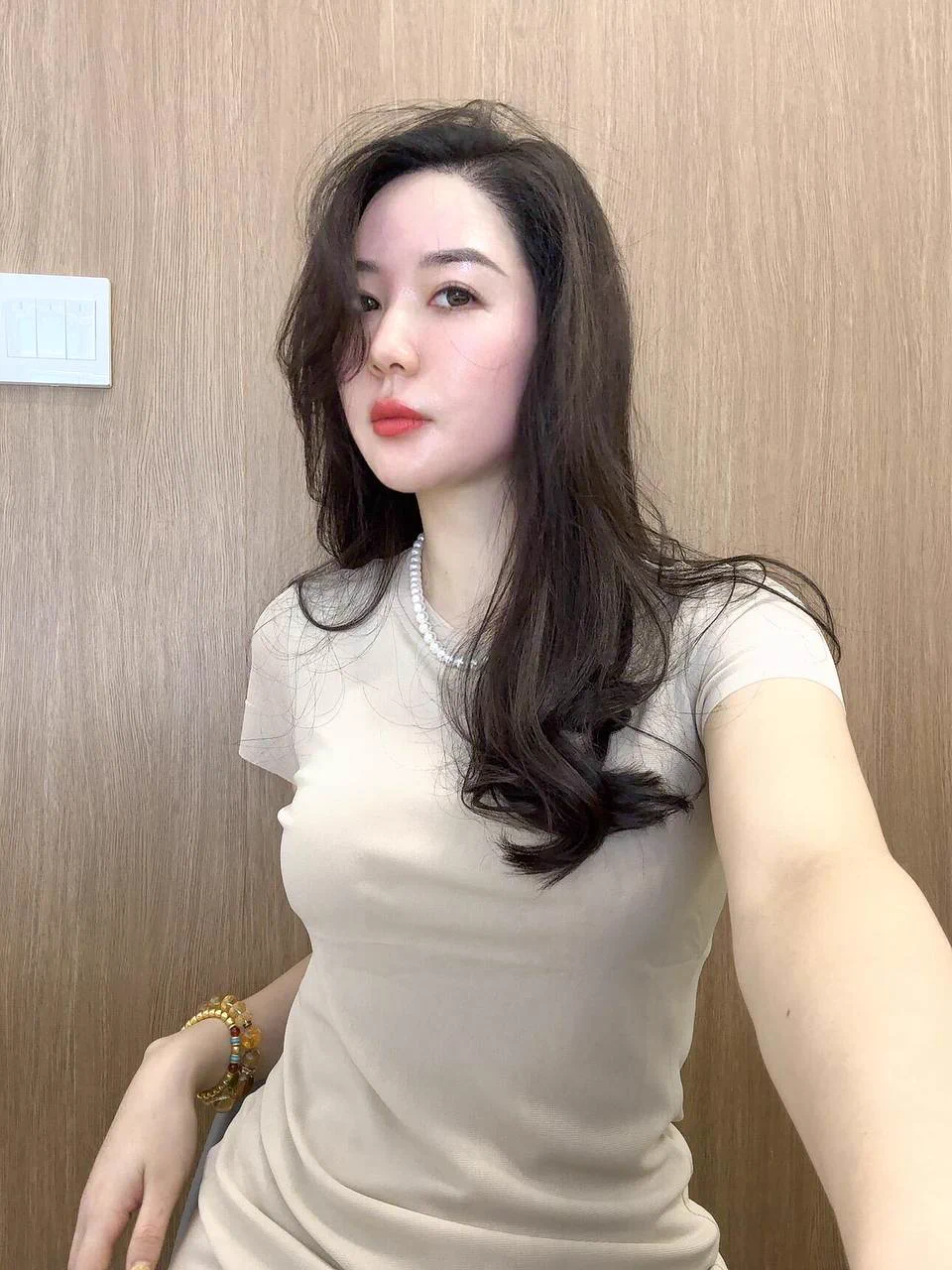 极品女人四件套，已婚，已育，已离，三十多~ https://t.co/yNHfLHYBvQ