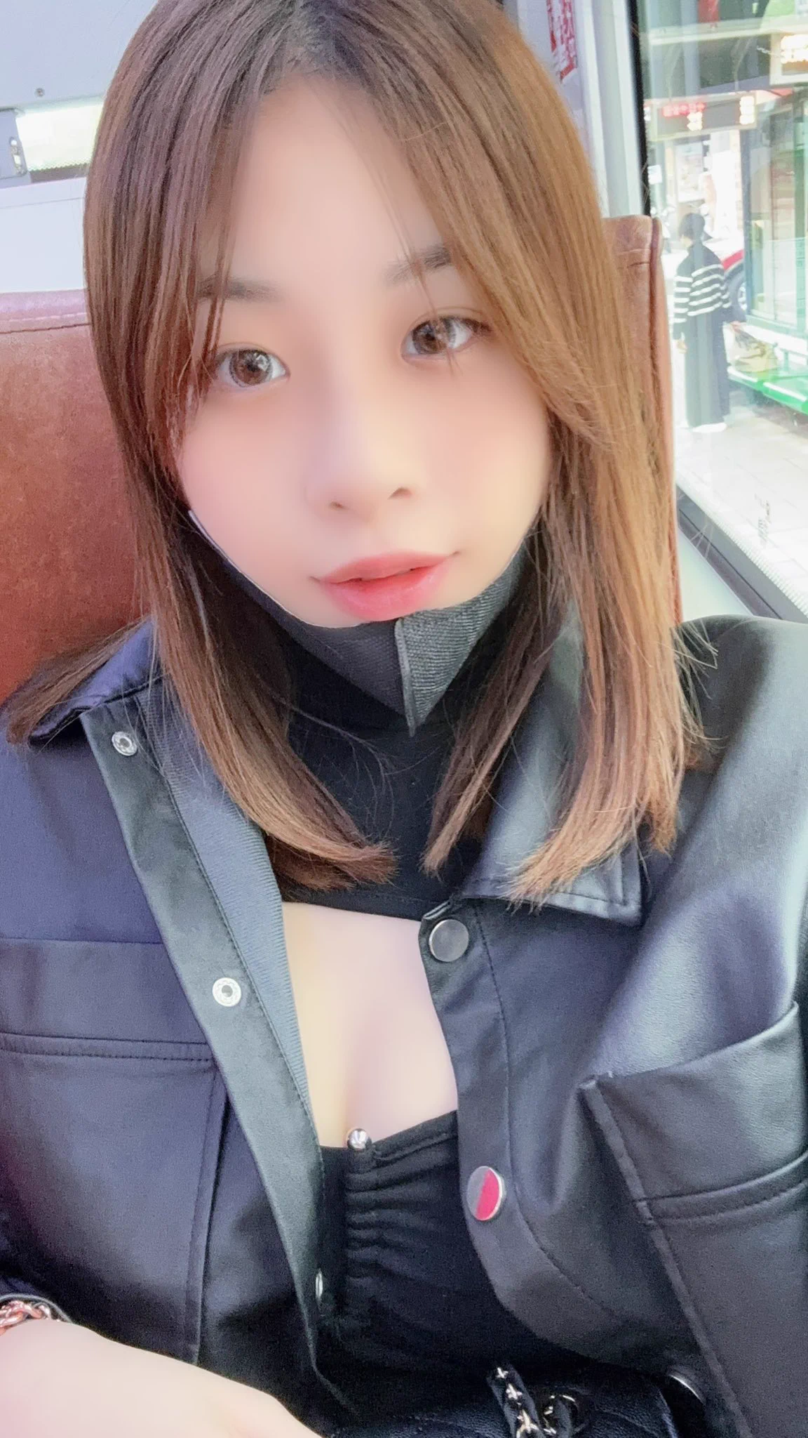 我只是想搭車去某個地方，結果不小心搭到童話裡了😳 https://t.co/VysWyfKZzn