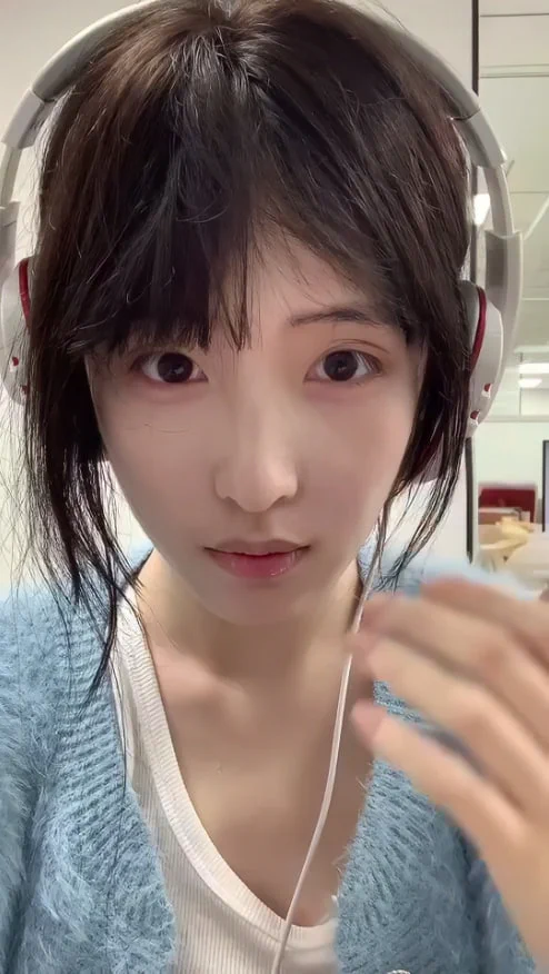 乖乖的外表。你能想象我私下有多骚吗？ https://t.co/8xVurh69Da