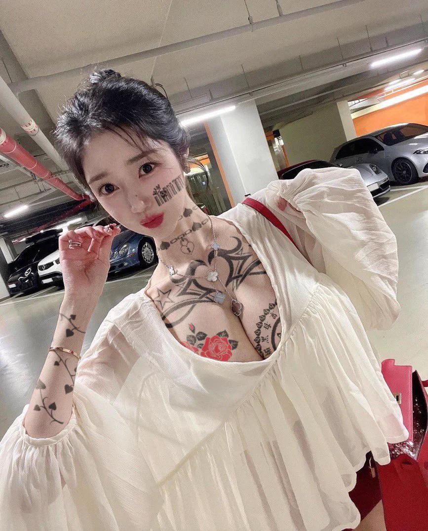 主人说我太紧了忍不住想射里面……♠️#婊子 #黑人 #黑爹 #BBC #媚黑女 #媚外 #荡妇 #母狗 #留学生 #QOS #媚黑 #媚黑女王 https://t.co/4t2RNNF7NN