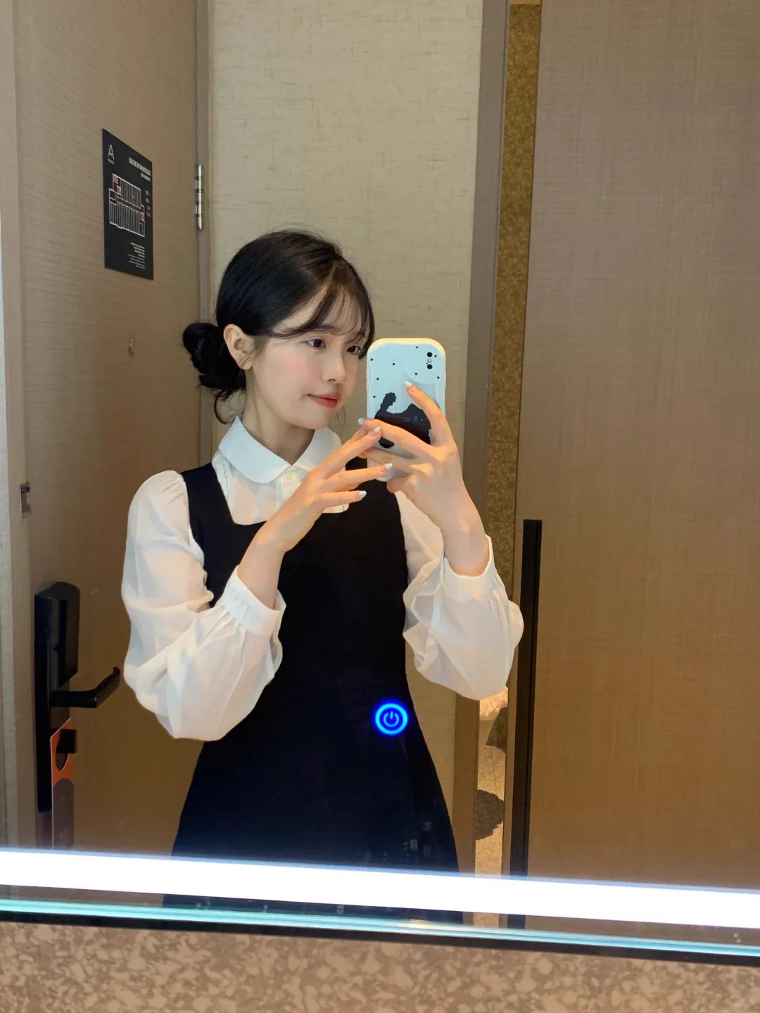 好想发我和炮友做爱的视频给你们看…… 有没有人想看呢？(๑•̌.•̑๑)ˀ̣ˀ̣ 主页电报自取 https://t.co/nYhLqTJbQC