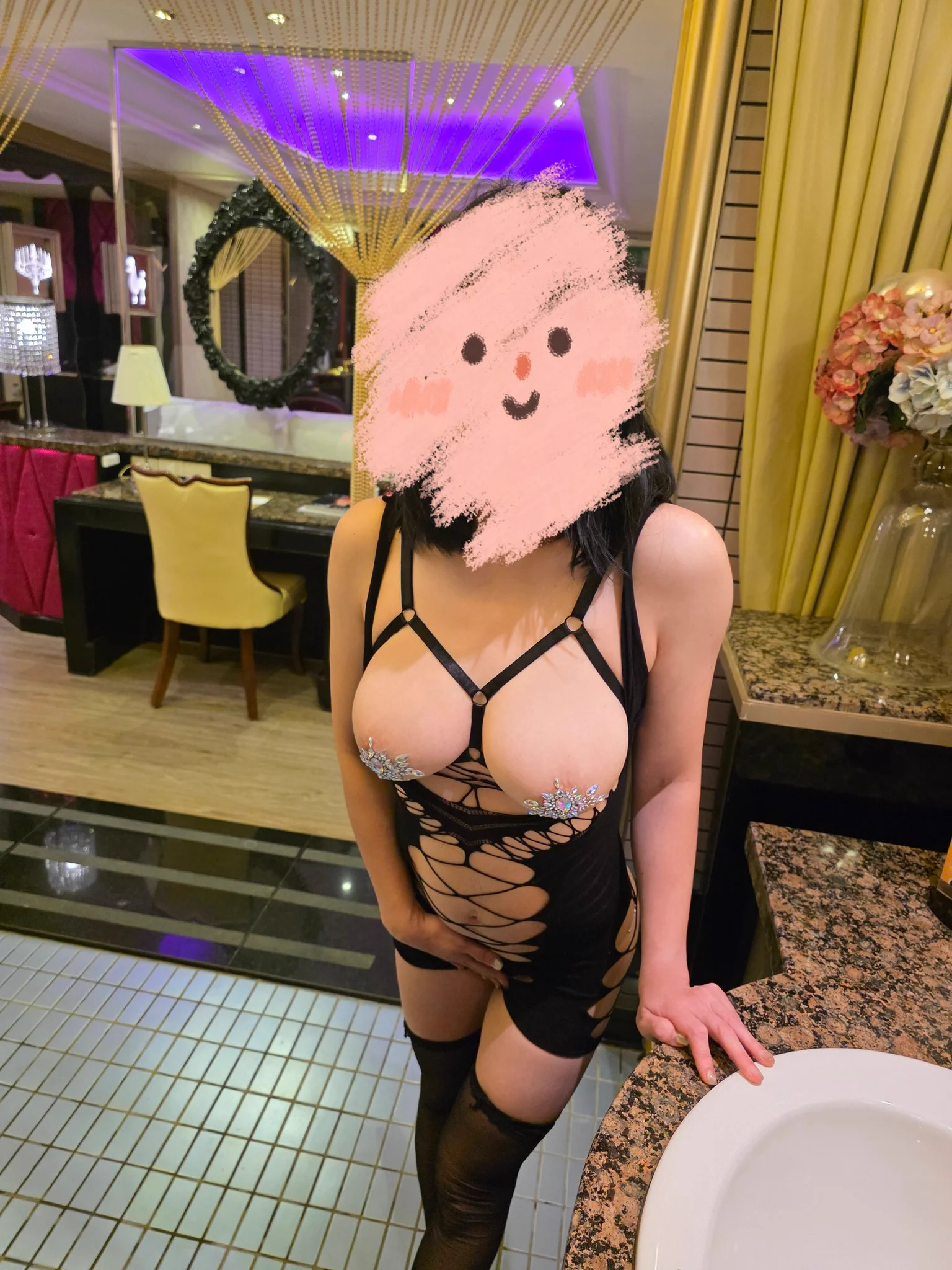 上週這件真點有點情色感😅😅😅 https://t.co/6oFvaihLTB