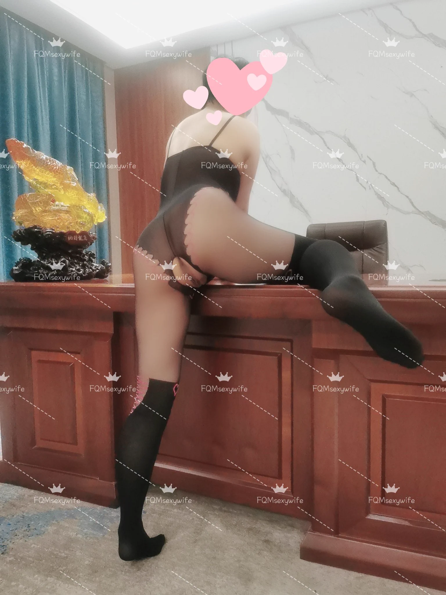 老板还没来，先准备好一会挨操的姿势 https://t.co/E5lpwFOxH2