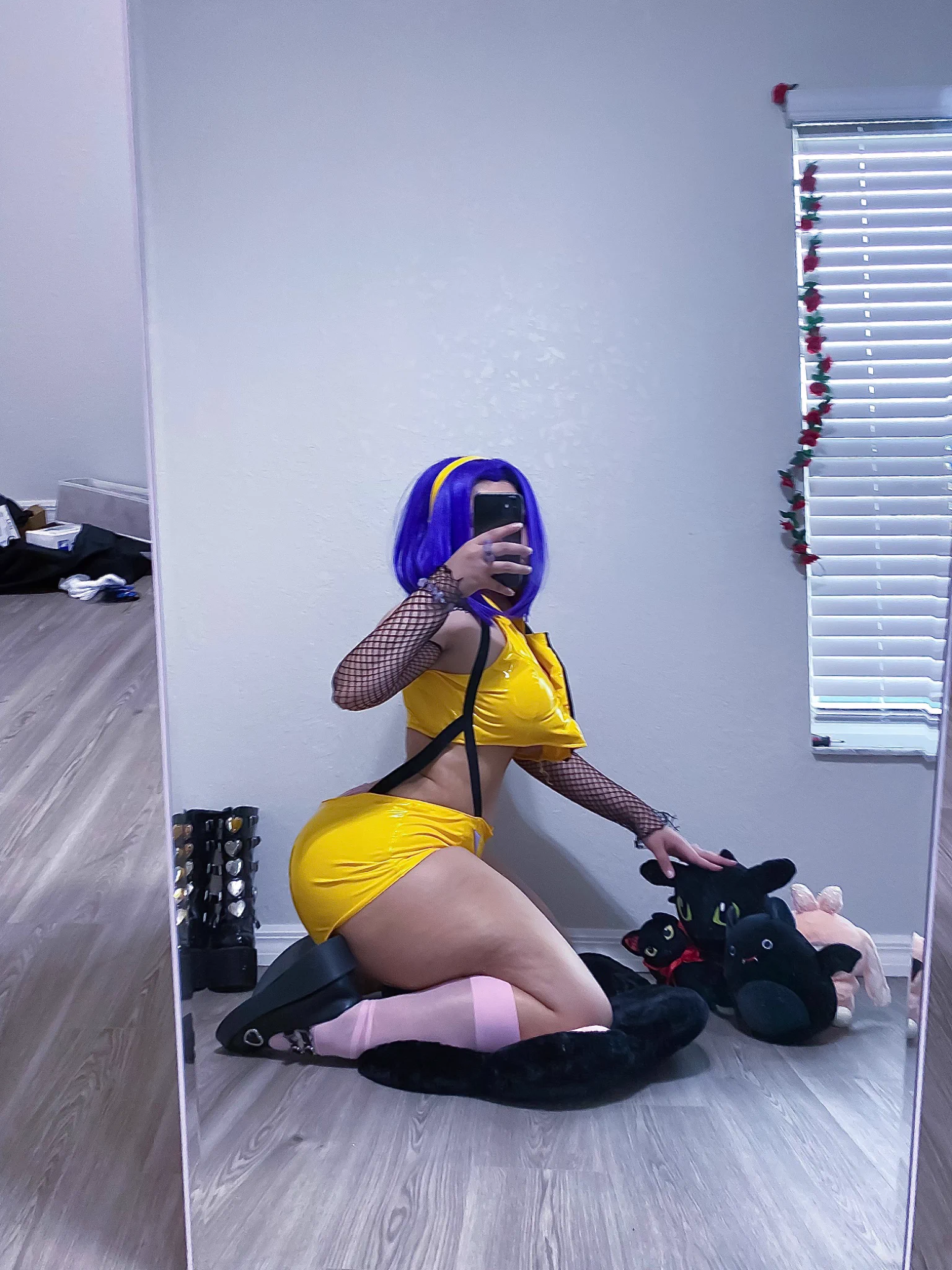 @wizzdomme my backshots &gt;&gt; and my 0F is FREE https://t.co/FbajEzJWM8