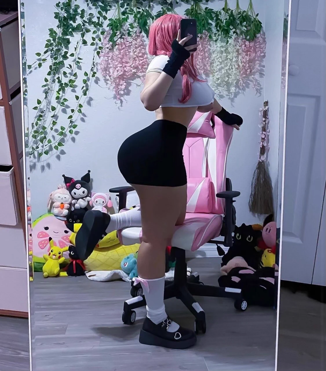 @DxnHenzzy my backshots video &gt;&gt; and i just made a FREE 0F 🥰 https://t.co/WX8UuQE0LP