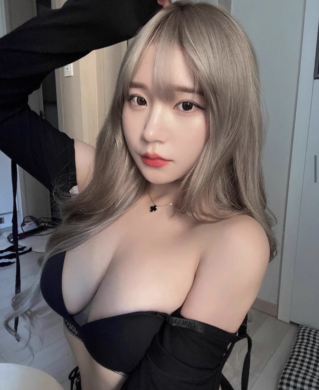 超級想做愛🥵 有沒有男人要幹24歲E奶熟女？ https://t.co/wuYt9r8EzB