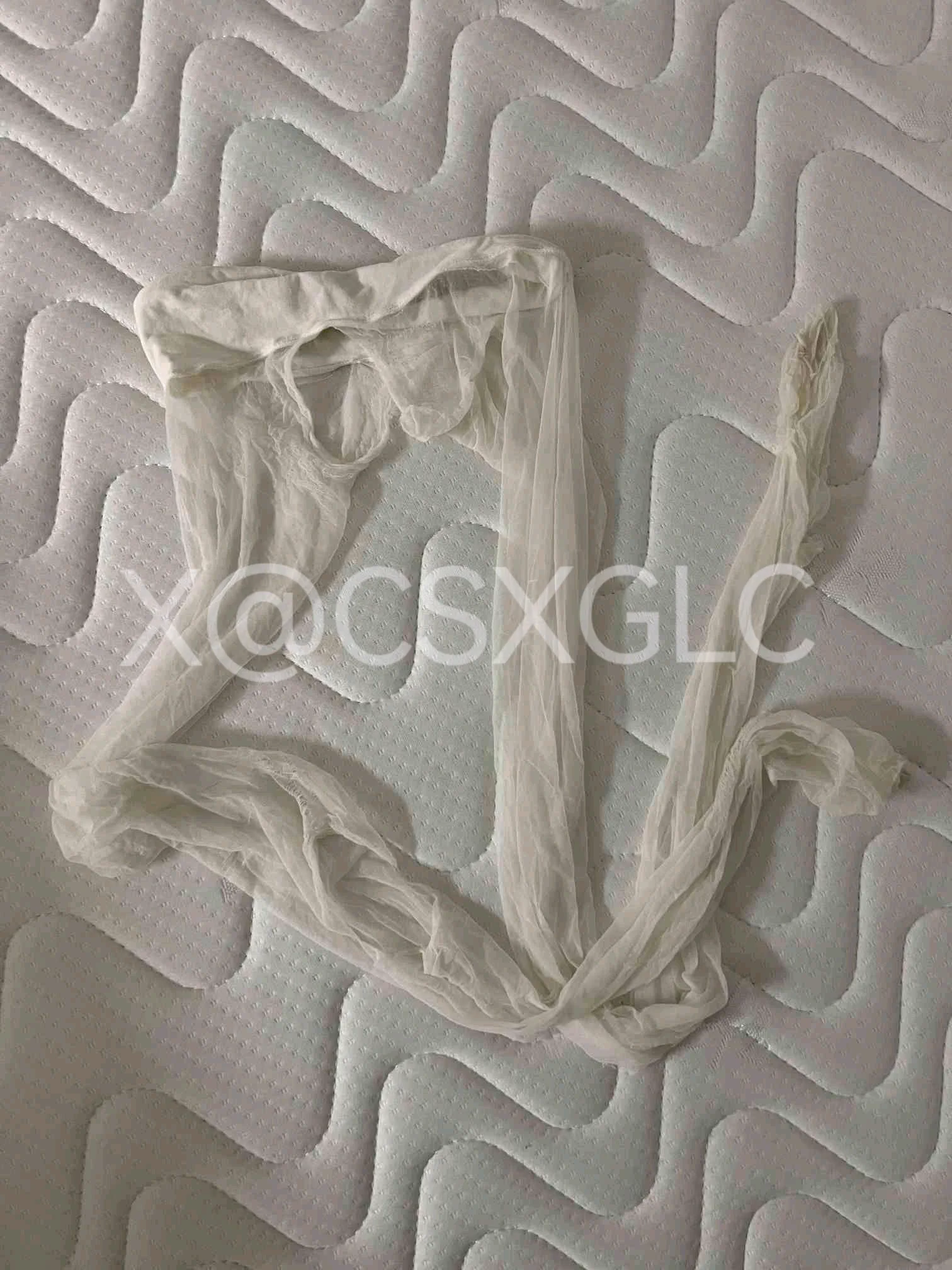 【福利贴】0755广东深圳同好，全都是和女朋友做爱留下的战损丝袜，有想要的三连后凭截图直接私我地址，顺丰到付发出。也可代穿指定款式做爱后寄回，深圳本地可上门保养，感兴趣的私我了解详情。 https://t.co/oJmHVUGeuV