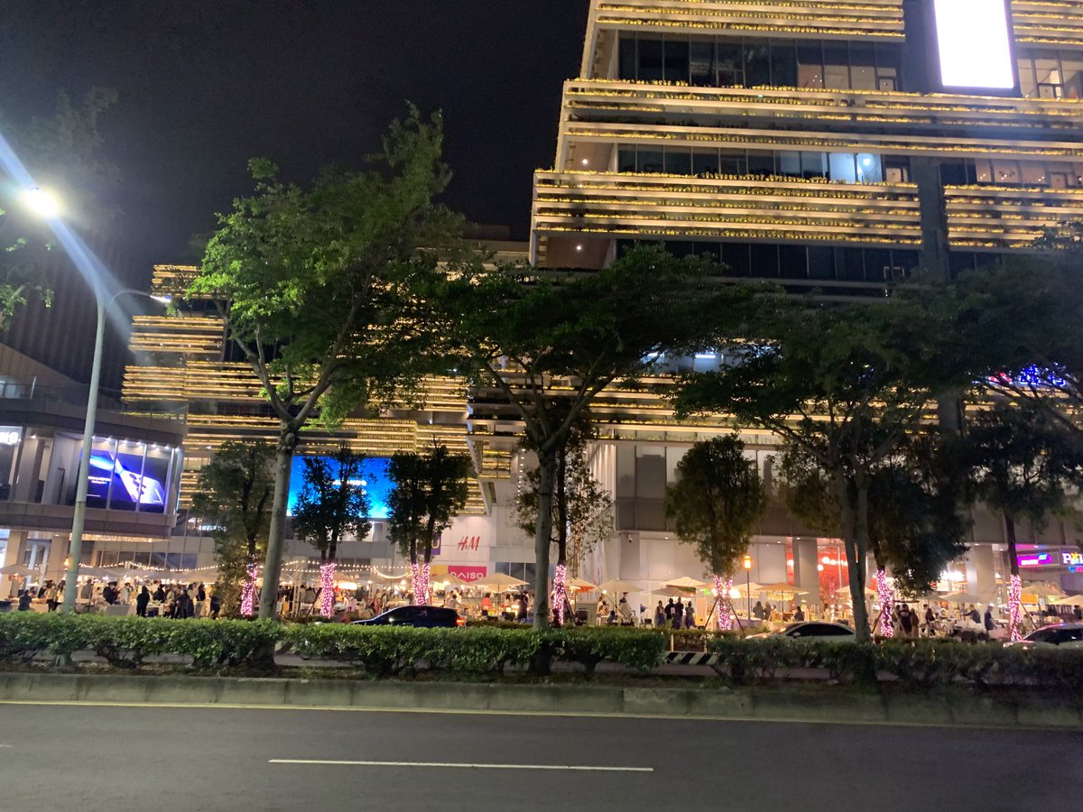 南紡夢時代 https://t.co/aQrQAHs784