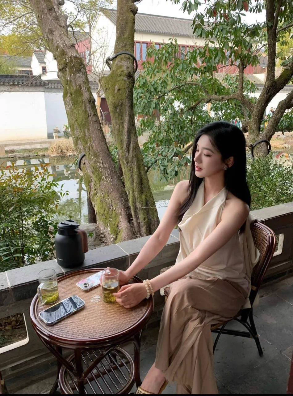 省份：浙江市区：宁波年龄：23身高：166体重：98罩杯：C职业：美术教师是否chu女：否能否接受SM:否是否接受口：🉑️是否接受无套（有体检）：否是否接受内🐍：否是否有纹身：否是否可同居：否是否可过夜：可一个月可陪伴天数：23号前教师培训中连续不了，23号后培训结束后可以连续陪伴 https://t.co/yc13OZHVNE