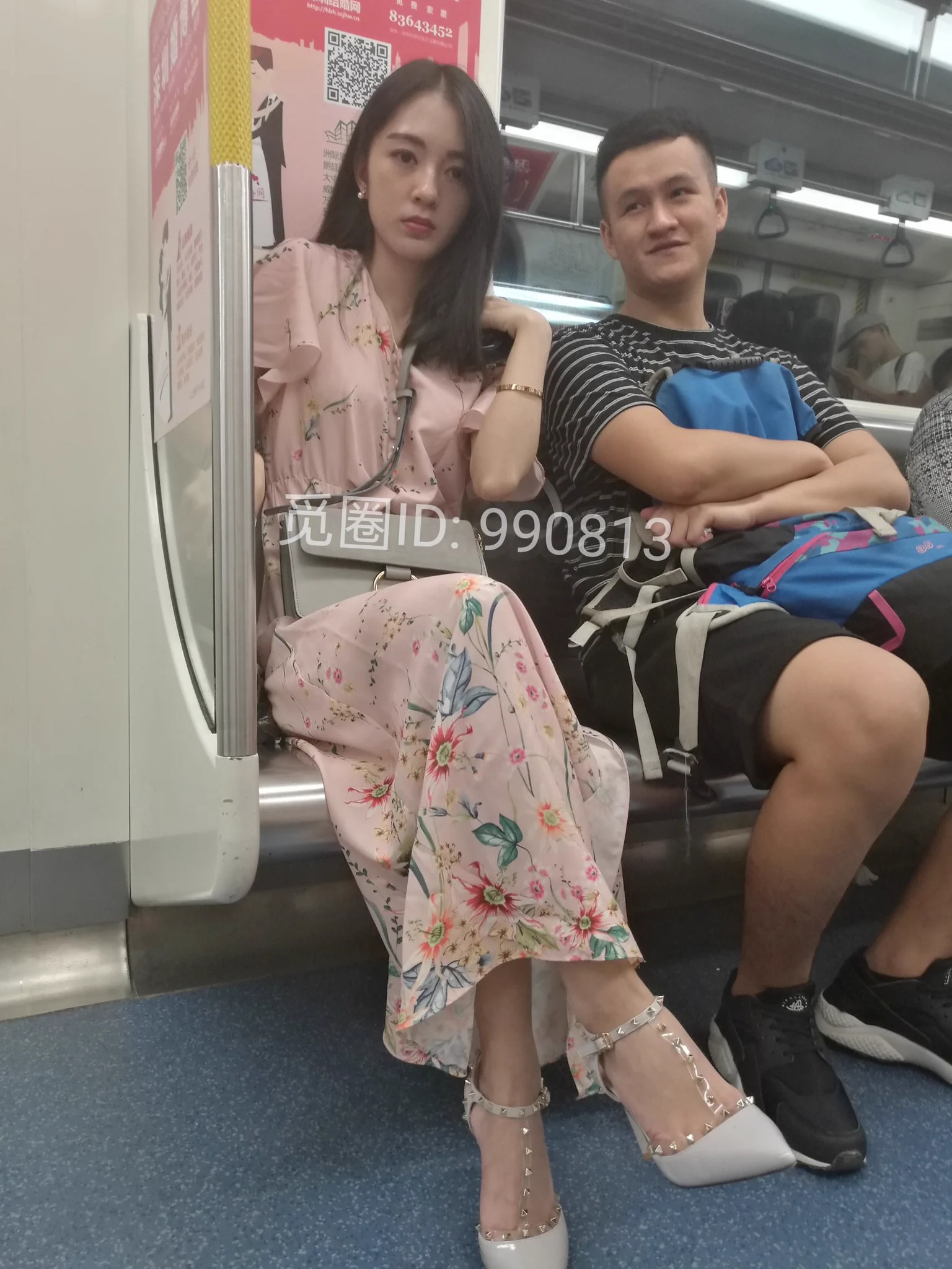 旗袍高开叉极品长腿女友#街拍美女 #街拍 #美腿 https://t.co/rb4IsOP8HA