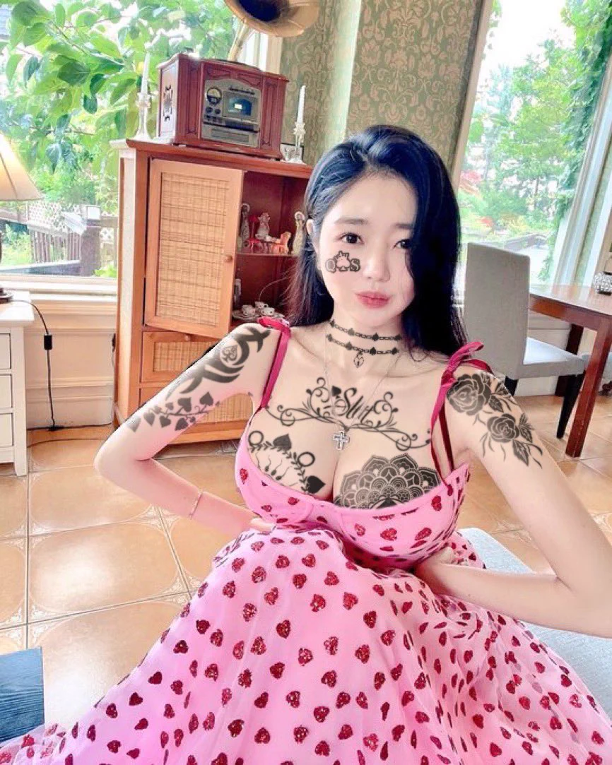 反差生活白天是清冷的高贵女王晚上是艳丽的媚黑妓女♠️#婊子 #黑人 #黑爹 #BBC #媚黑女 #媚外 #荡妇 #母狗 #留学生 #QOS #媚黑 #媚黑女王 https://t.co/00mhZvKaOH