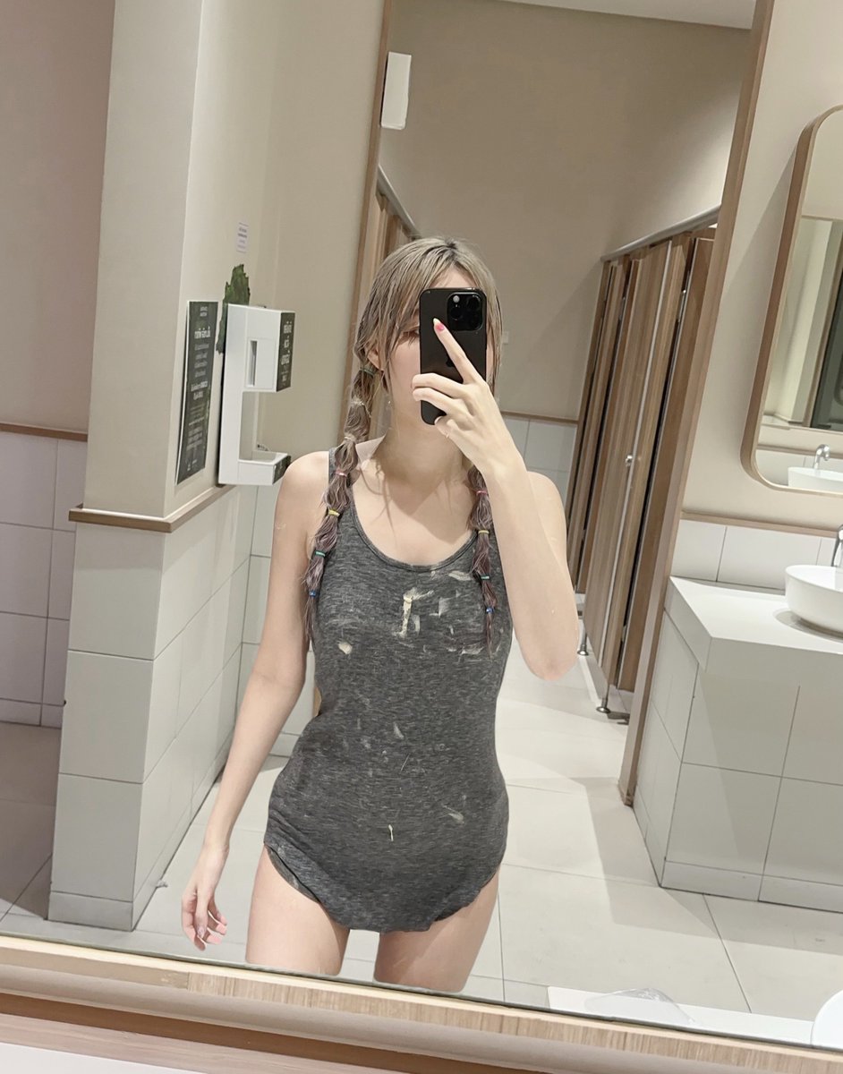 At Pattaya
อยู่พัทยาหาคนช่วยล้างแป้งซัก 3-4 คนค่ะ เลอะทั้งตัวเลยย🥺 https://t.co/OOmvHwS0i8