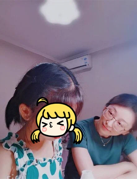 凡是给老师这条点赞的，全部送私密照，主页自取😁 https://t.co/myXs4EnDF2