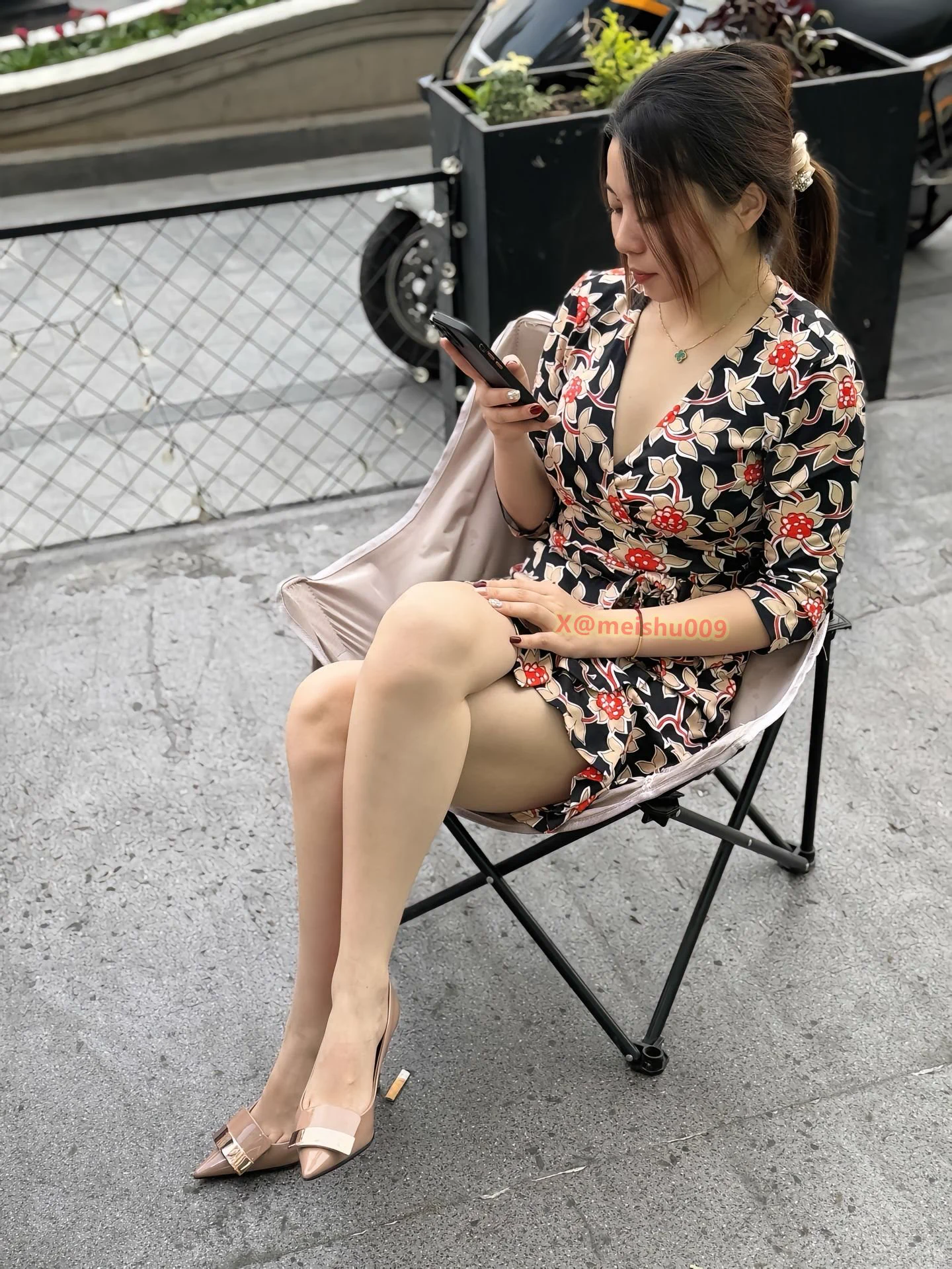 思恋一个人的滋味就像喝了一大杯冰水，然后用很长很长的时间流成热泪。 https://t.co/2iLURDqkox