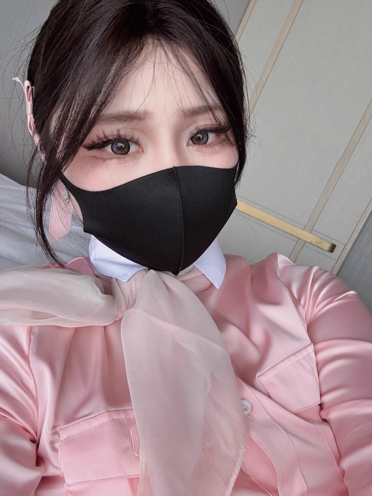 先生 Coffee tea or me ? https://t.co/D7M9acTmjk