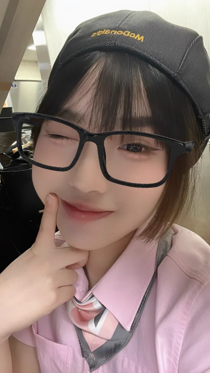 20歲的小屁孩在X有市場麼~找炮友會找我這樣沒經驗的嗎？#轉推追隨告訴你我在哪間麥當勞 https://t.co/buOPVRqEzM