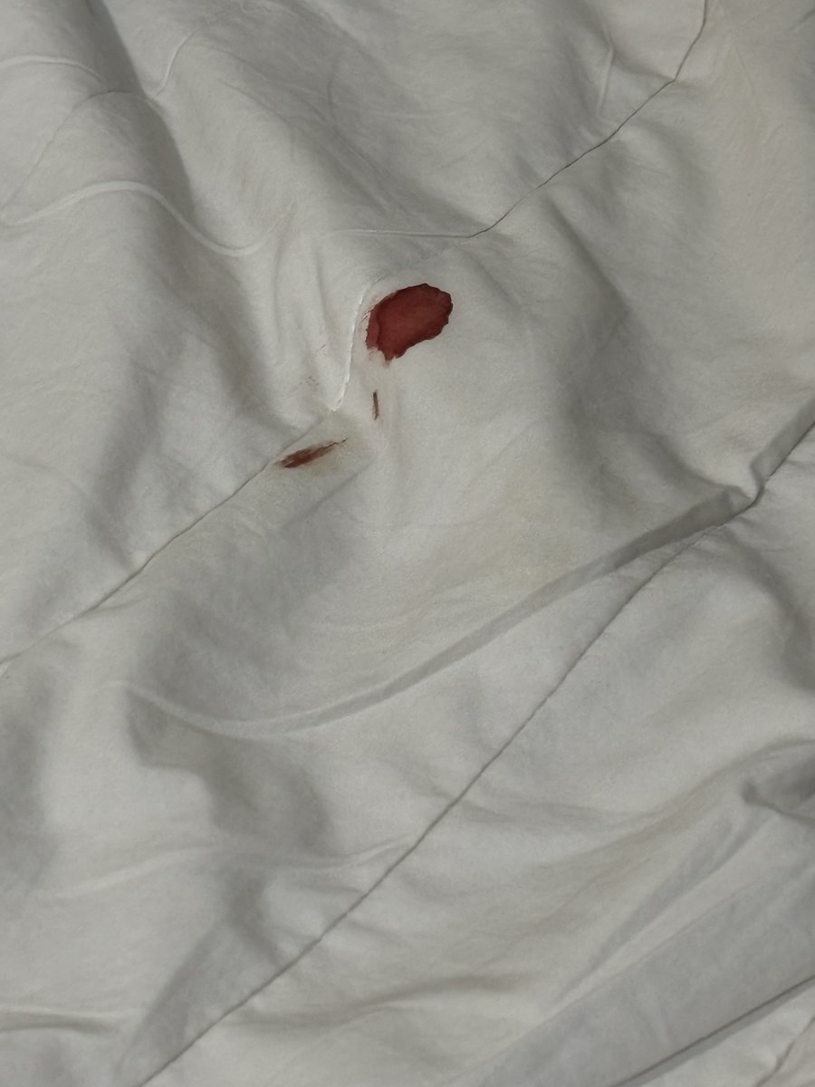 操==
等我去洗完床單回來就洗澡開音訊 https://t.co/EoEF6NbhDi