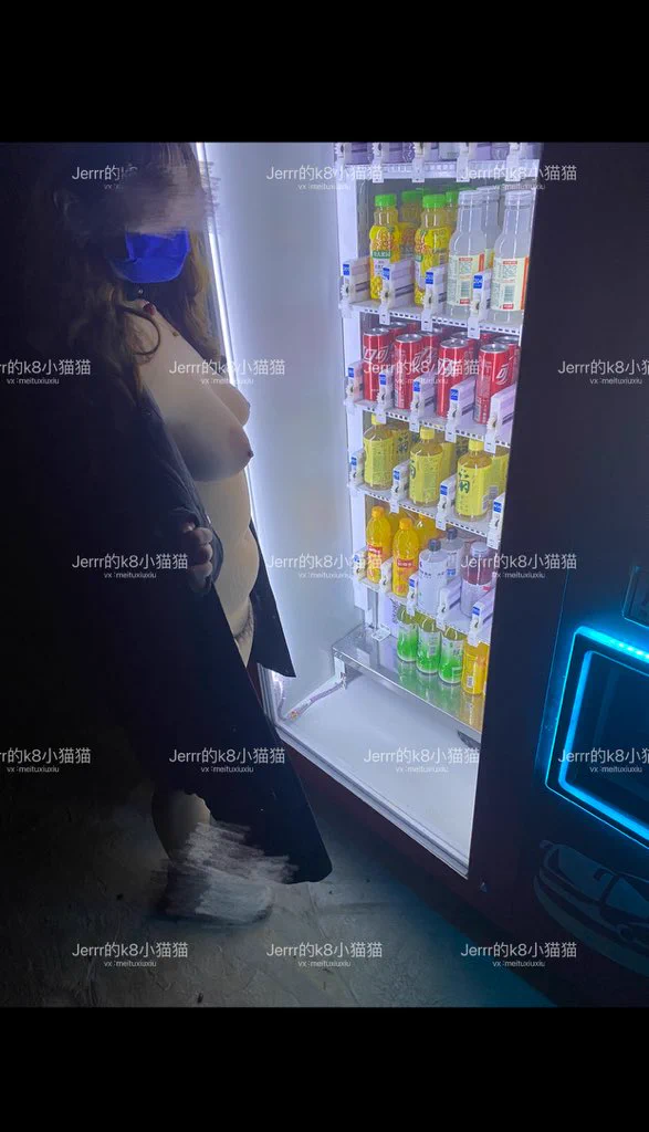 bbw女大学生公园露出（二）更多看主页
#漏出 #户外漏出 #E奶 #女大学生
投稿
@Public_Catgirl1 
@kssexxia @wqganenshi_ @luchu888
@luchu888888 
@Public_Catgirl1
@wqganenshi_
@kssexxia 
@Fengsiyuan https://t.co/H8j6yxp7hR