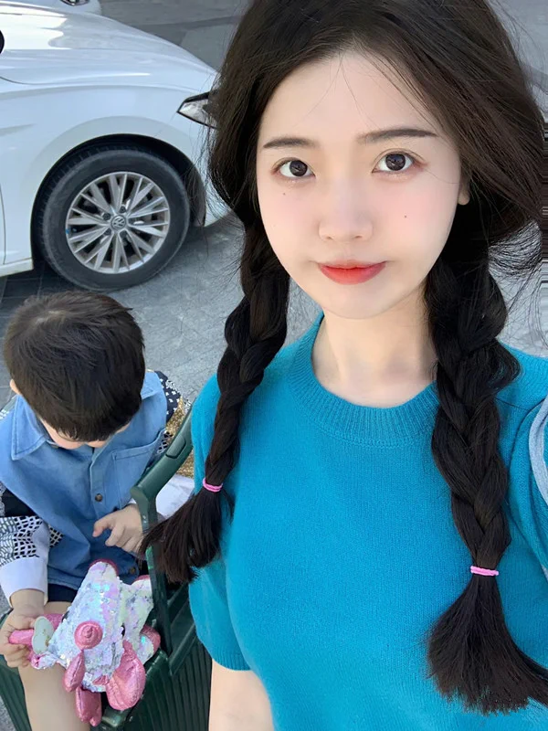 凡是给麻麻这条点赞的，全部送私密照，私信自取😁 https://t.co/O2guIQIsCT