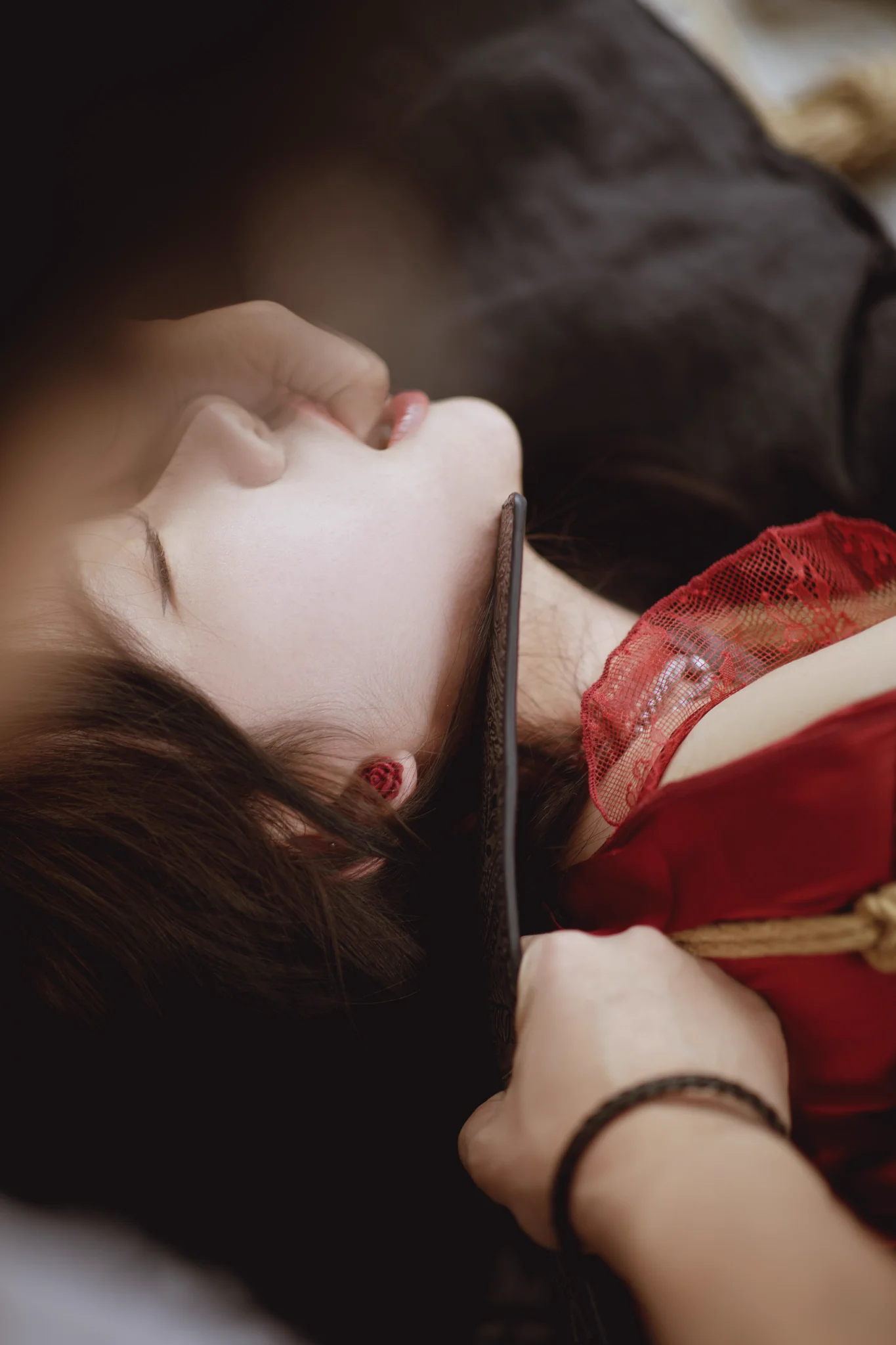 犹怜———Rope：@ShibariLeo Photographer：@Anosayhii ———『赤章』皮拍来自#契野QiYe @QiYeDZ888 ———@Fengsiyuan @tbzt2024 @007share @wqganenshi_ https://t.co/Zjce1mr9gC