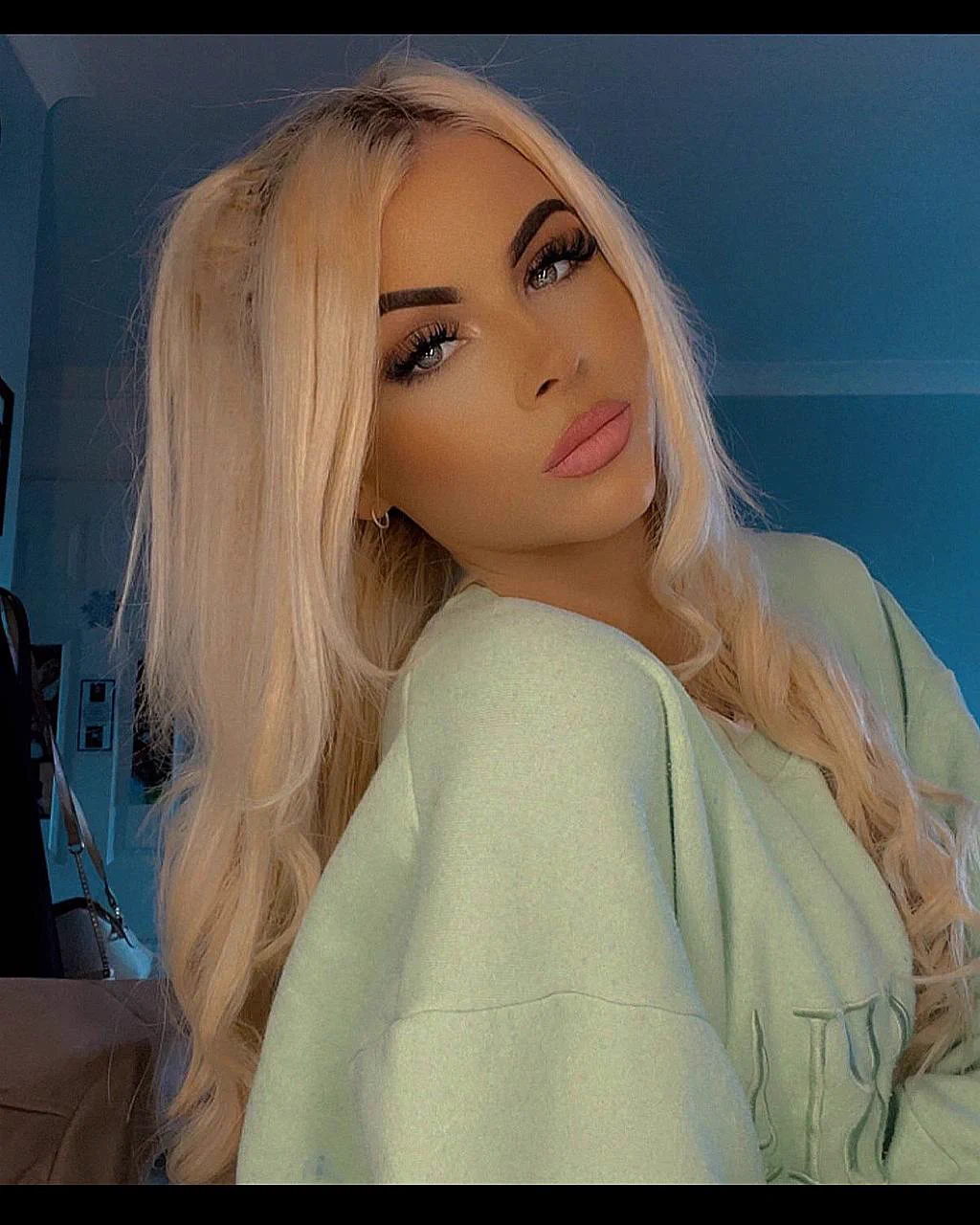 would you worship me? https://t.co/Wwn2S7DAkv