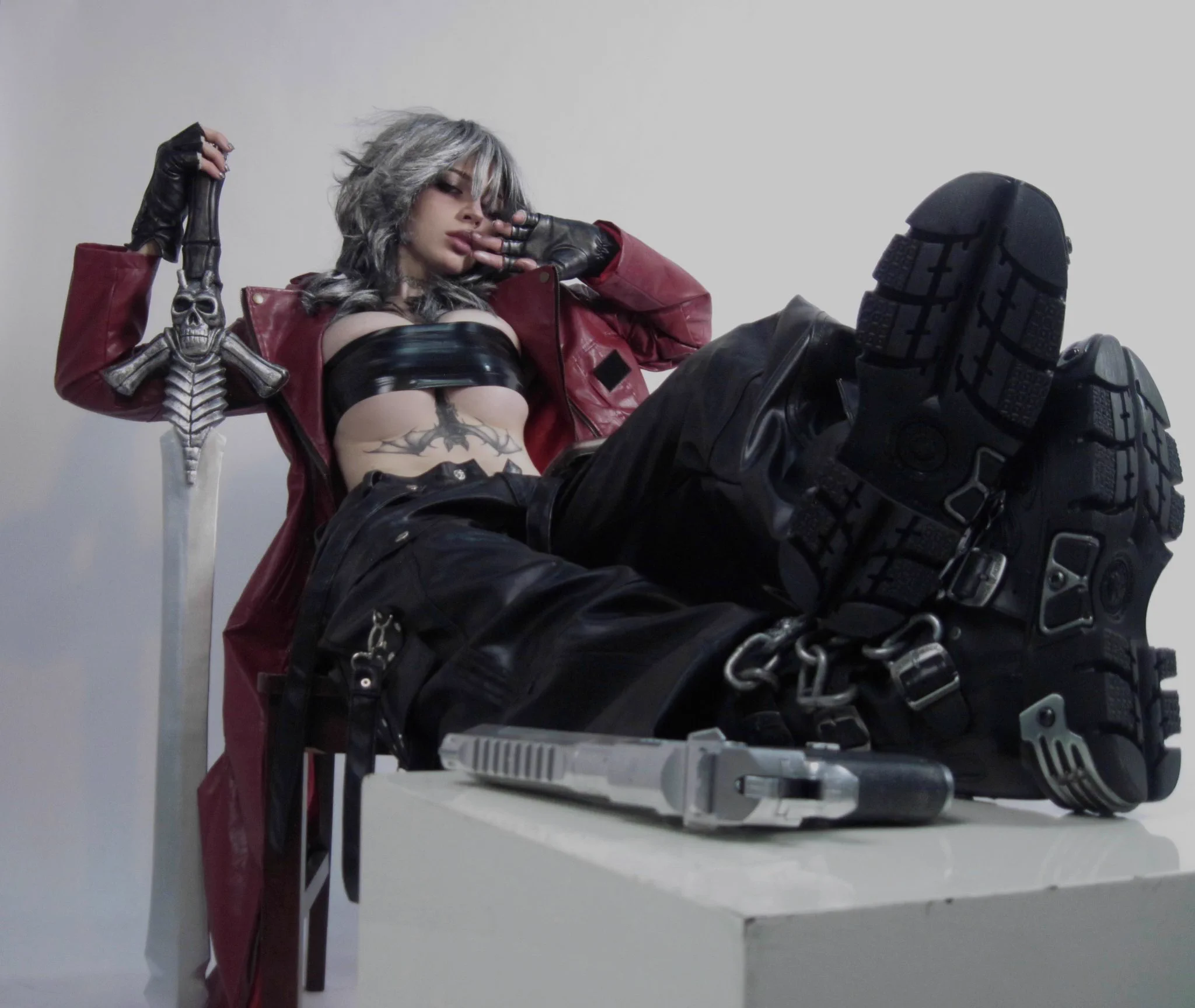 fem dante https://t.co/MOwGq3o6xW
