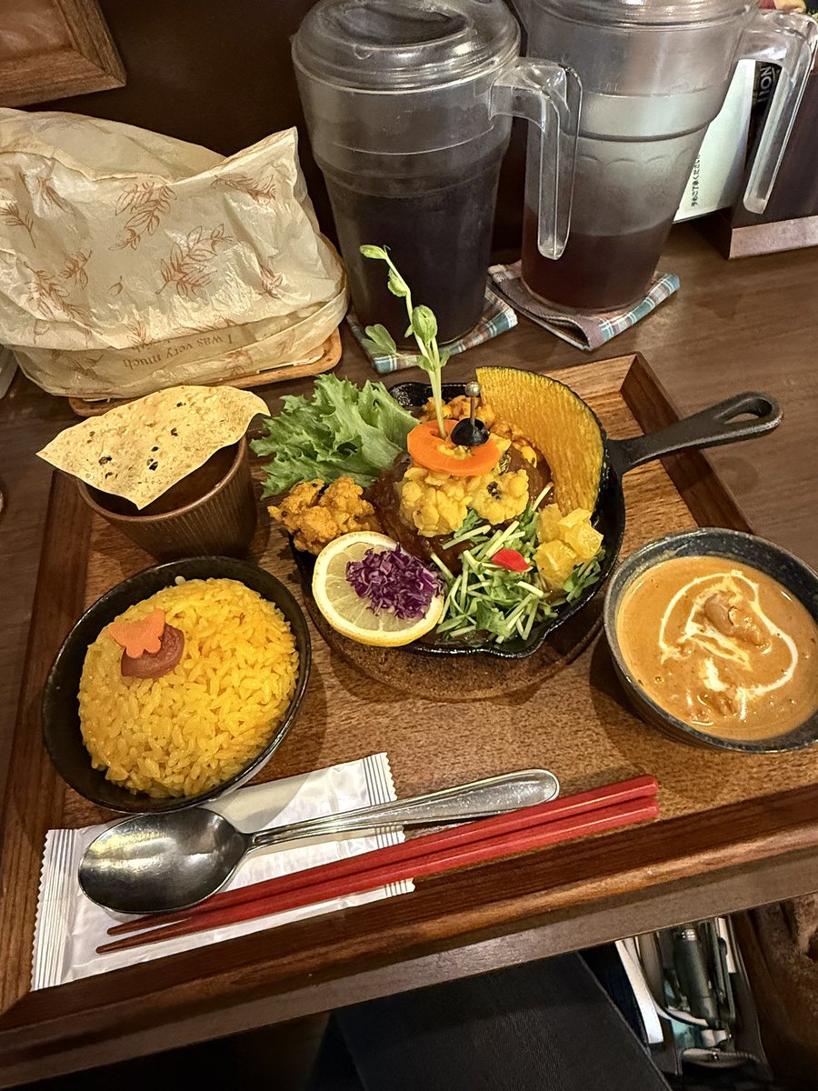 今日のお昼はTAKEUCHI🍛

海カレーがとんでもなく美味しい！
めっちゃ美味しい！ホンマに美味しい！
さいこぉ〜う✨✨✨ https://t.co/dx0r89rFnn