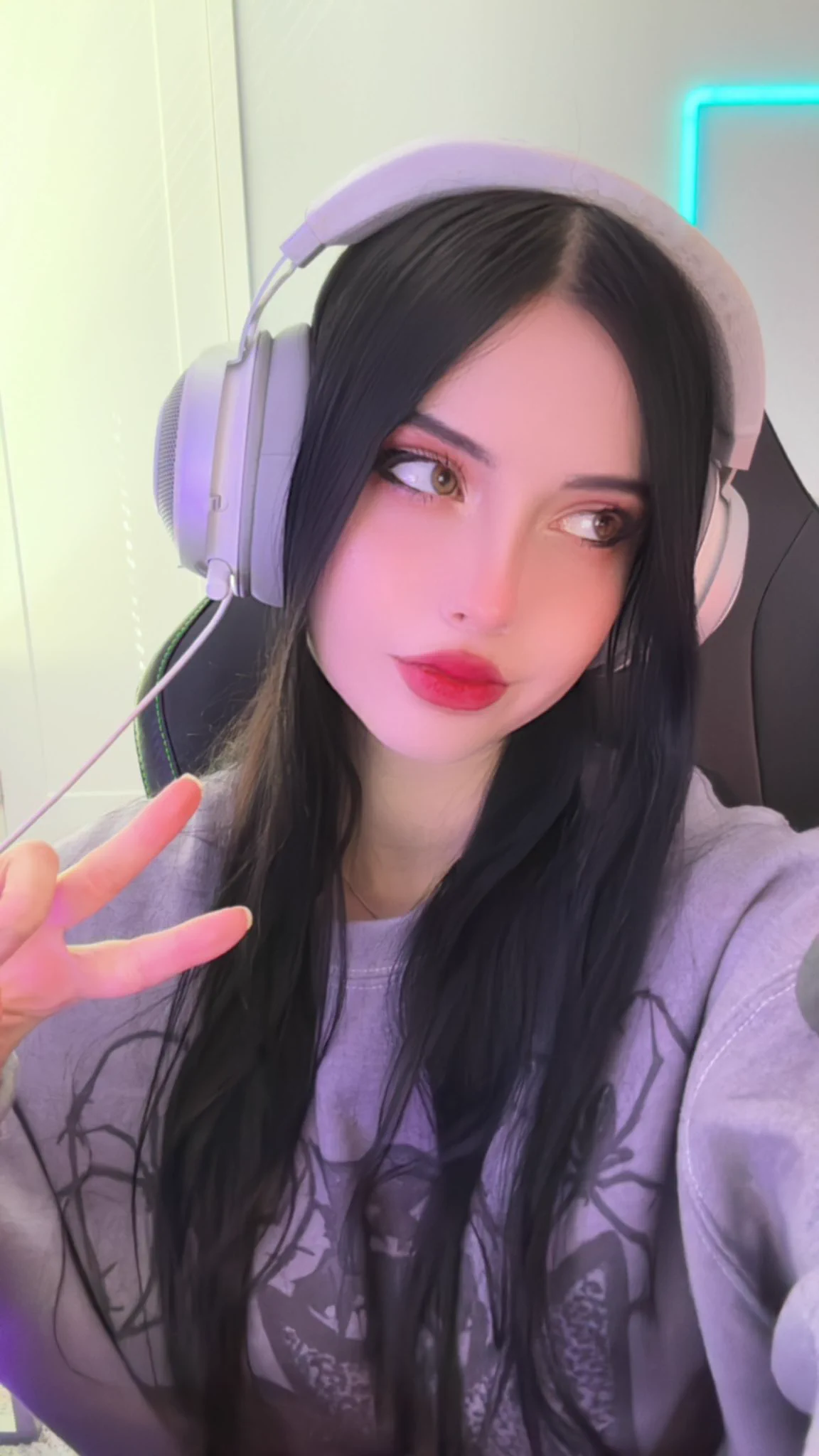 Liveeee https://t.co/4W7jRwEkcK https://t.co/64EuQsIDt3