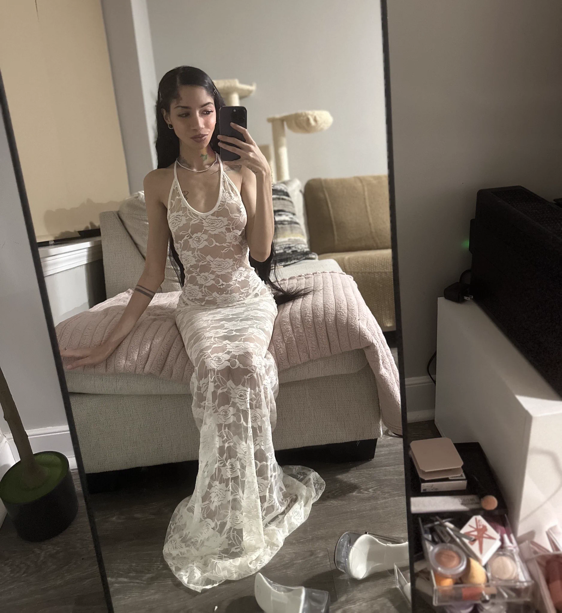 Do you think I’m pretty enough to date ? https://t.co/9pTjFJamhM