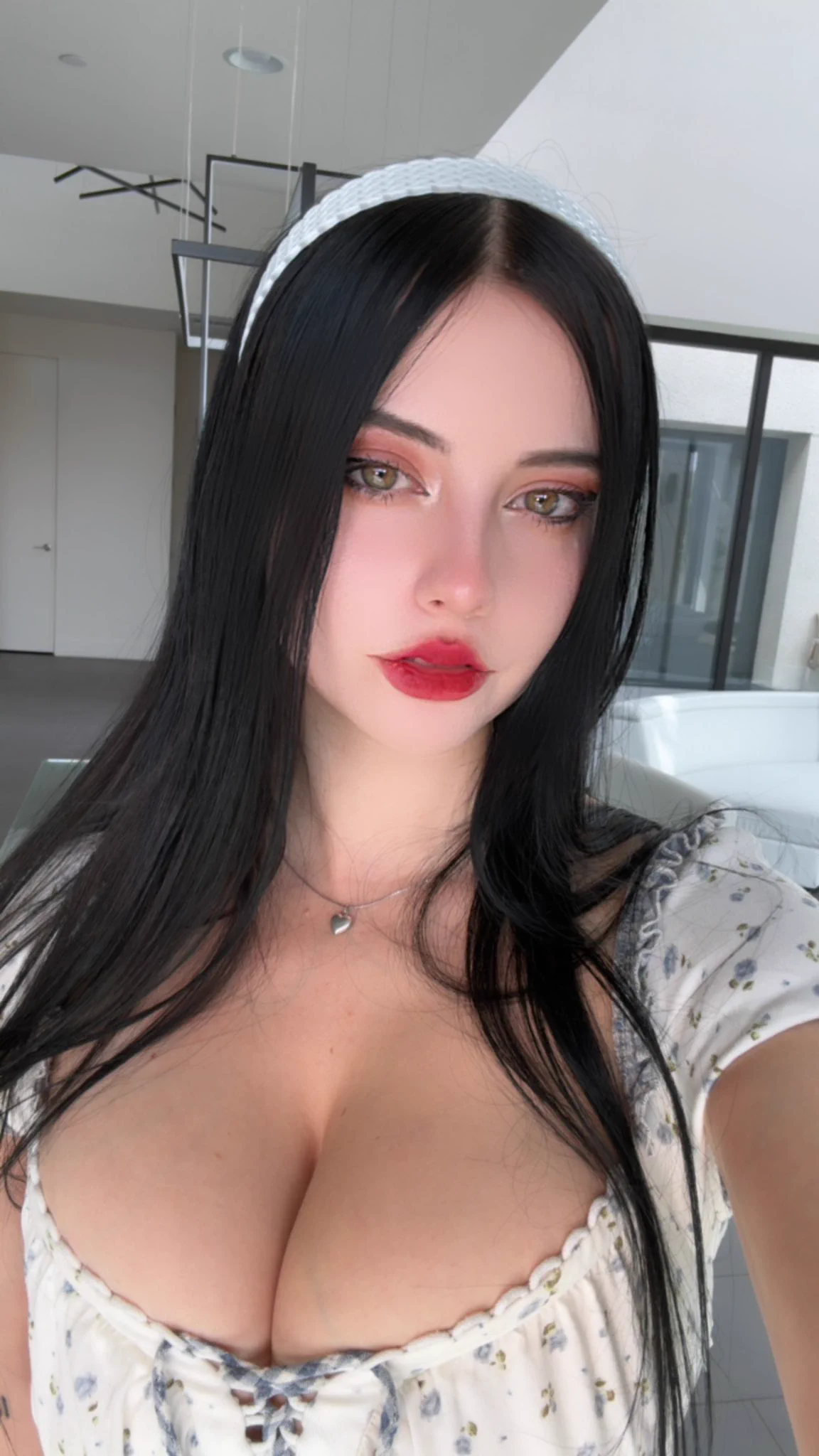 Good morning 😇 https://t.co/msjKVczdZ6