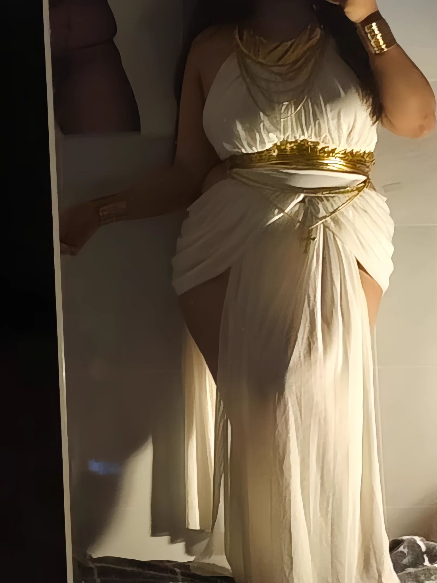 埃及胖后哈哈 感觉穿起来有点别扭 #微胖穿搭 #反差女大 #反差 #肉肉 https://t.co/WCSx9108WK