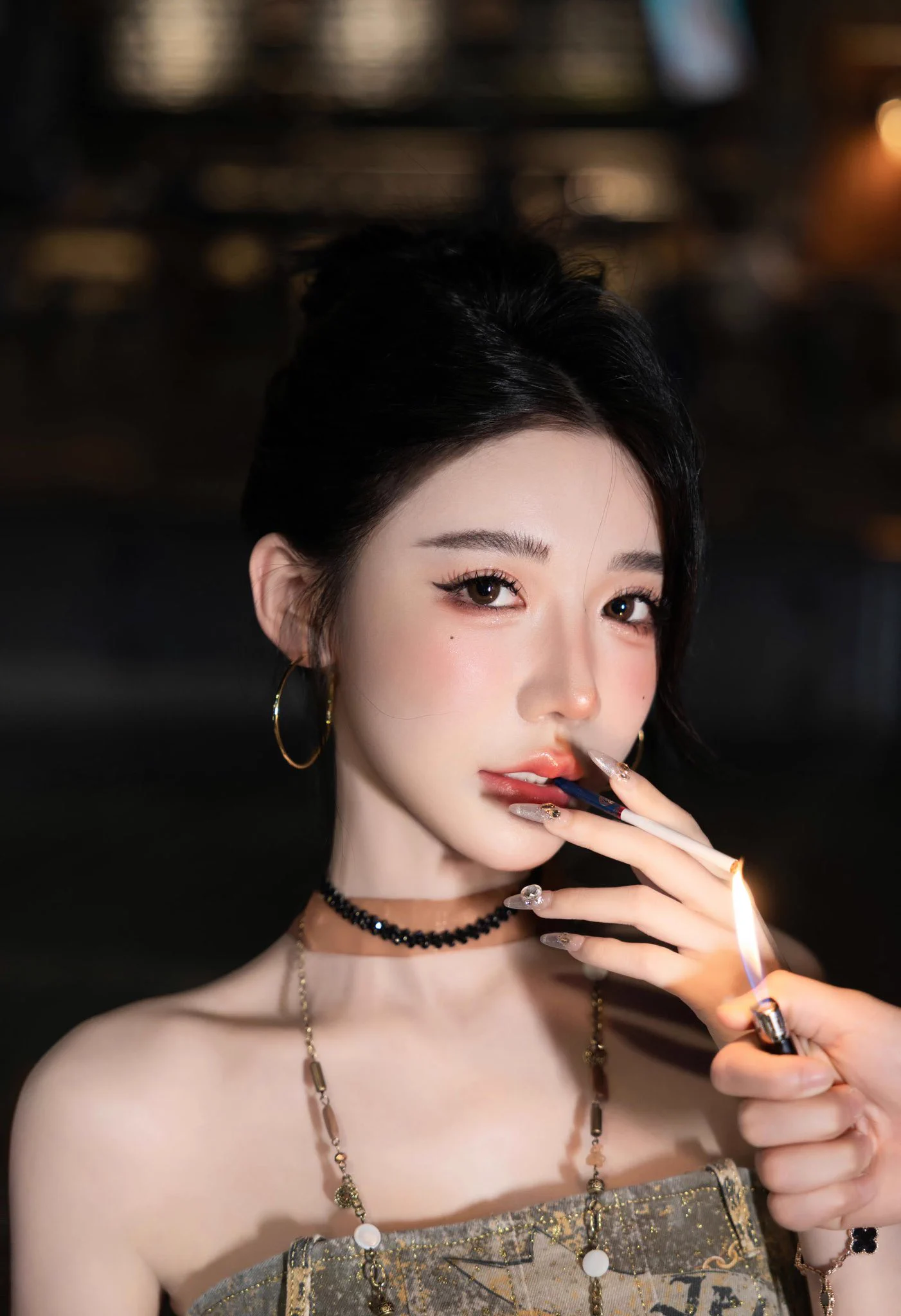 oi～小鬼！ 帮姐姐点烟嘛🚬 https://t.co/ZPWWvMIATK
