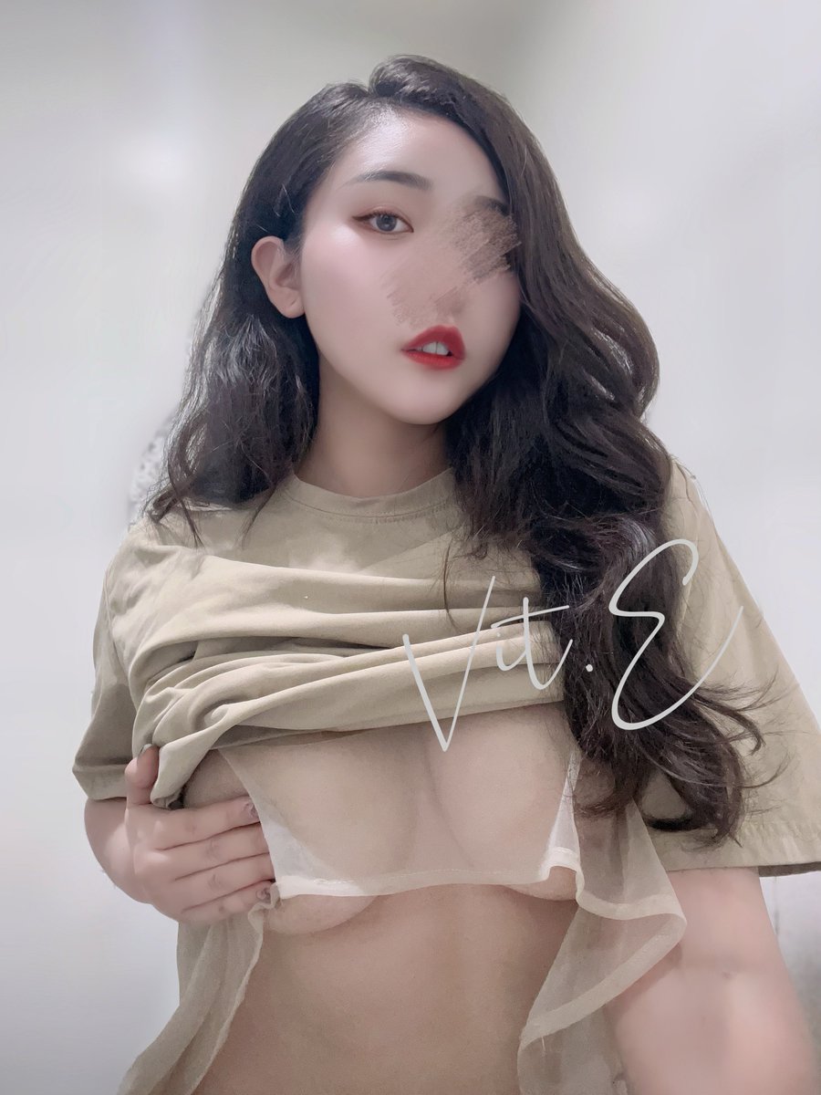 休養期很多東西不能吃
心情不美麗連拍照都懶了起來(٭°̧̧̧꒳°̧̧̧٭)

#辦公室 

蠻意外還是有粉絲每隔幾天
就會來私訊說想我、默默更新自己的近況
也不會一直問我去哪了或催促
這些點滴真的是讓我無法捨棄推特的原因之一 https://t.co/gGItki7vCF