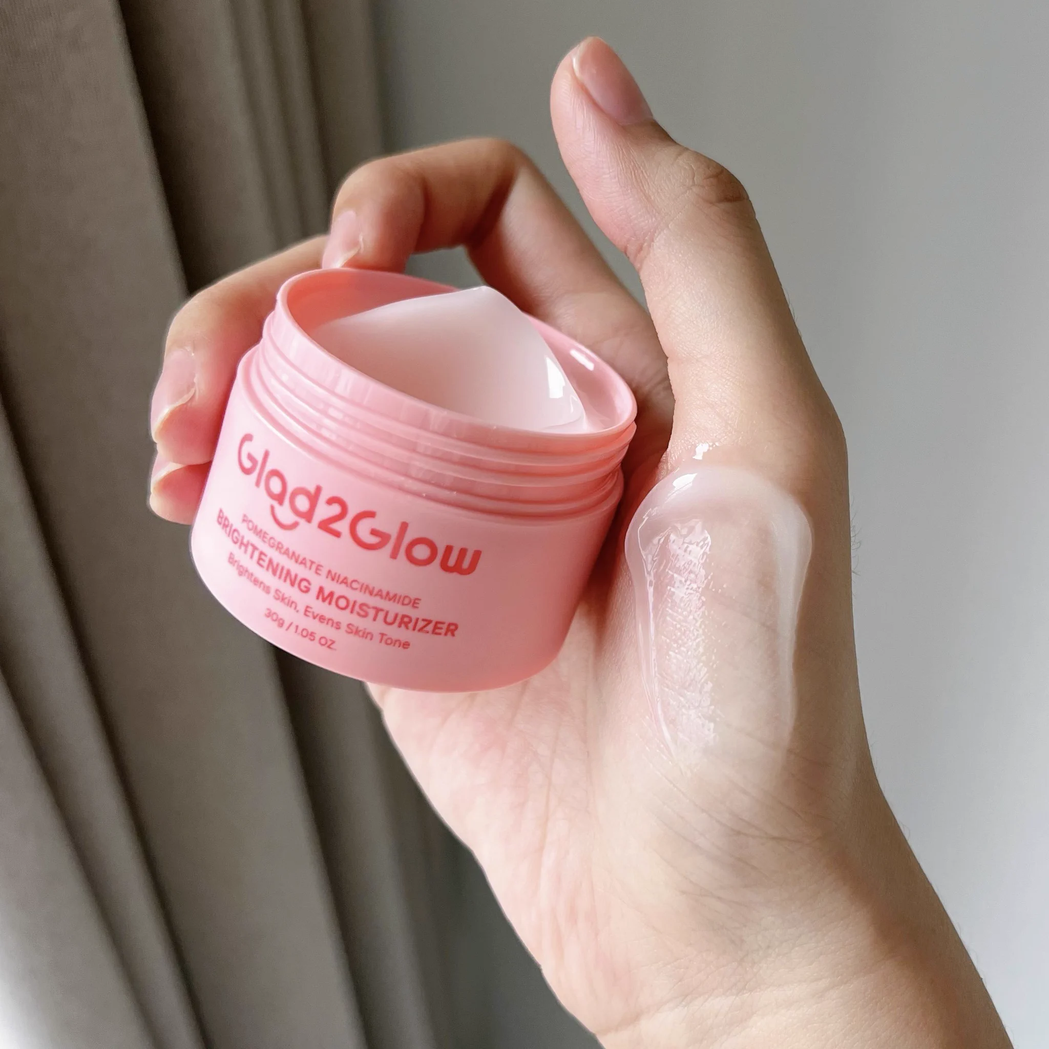 สกินแคร์บำรุงผิวหลังสงกรานต์ ต้องคู่นี้แหละ Glad2Glow bright set กู้ผิวหมองคล้ำจากแดด ดีมาก เซรั่มเนื้อบางเบา 10% Niacinamide ช่วยให้ผิวใสสม่ำเสมอ จุดดำจางลง และครีมมอยส์ 5% Niacinamide ผิวฉ่ำ อิ่มน้ำ ดูสุขภาพดีสุดๆ ใช้คู่นี้ต่อเนื่องผิวยิ่งโกลว์ใสขึ้น ของถูกและดีมีอยู่จริง 💞 https://t.co/FxhdkxlPpX
