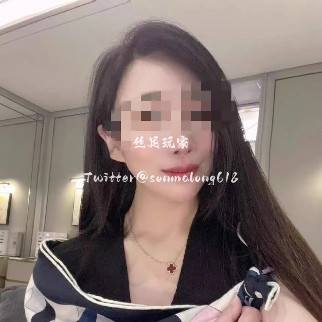 170气质御姐，朋友⭕的端庄，推特上的浪荡，坐标0755，有兴趣可以私信介绍，有🚪 https://t.co/XVN5zS8okO