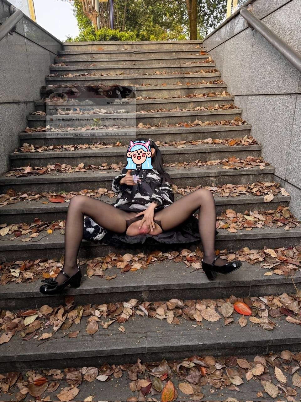 小狗狗的裙底 https://t.co/KJBmMSdAQW