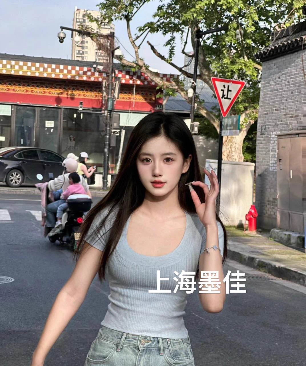 上海 萌萌兔 浦东 硬5 墨年纪：𝟮𝟬𝟬𝟯   身高；165𝗰𝗺  胸围：𝟯𝟲𝗗     #真胸 工作：主播皮肤雪白 忤健身达人  温柔气质  🉑 六九 蛇纹 双飞🛰️xya0580🐧3943298183看照门槛🚪100（永久有效）备注zfb口令🧧添加➕✈️万人选妃群https://t.co/ly5DqjYjjw https://t.co/F0iaQHmRtN